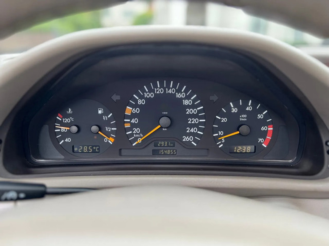 Foto van Mercedes-Benz CLK 230 Kompressor