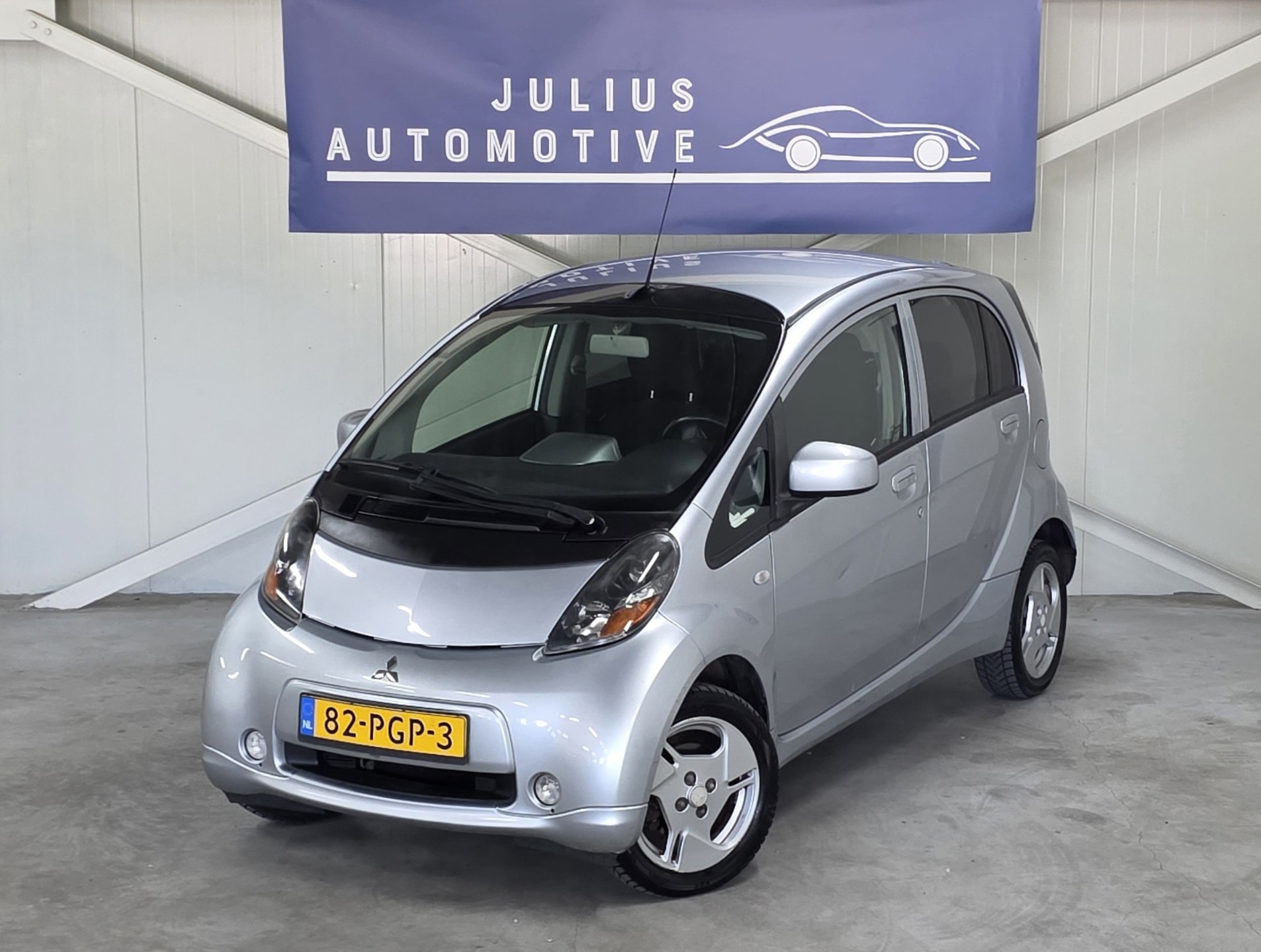 Foto van Mitsubishi Mitsubishi I-miev