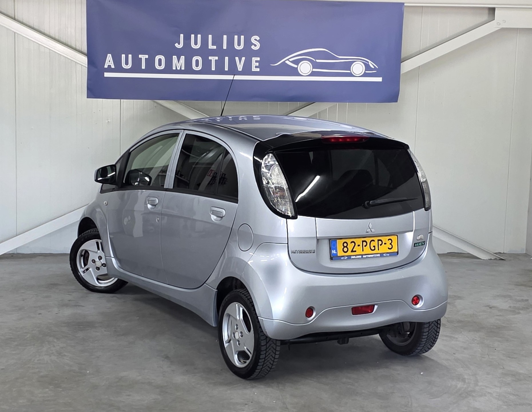 Foto van Mitsubishi Mitsubishi I-miev