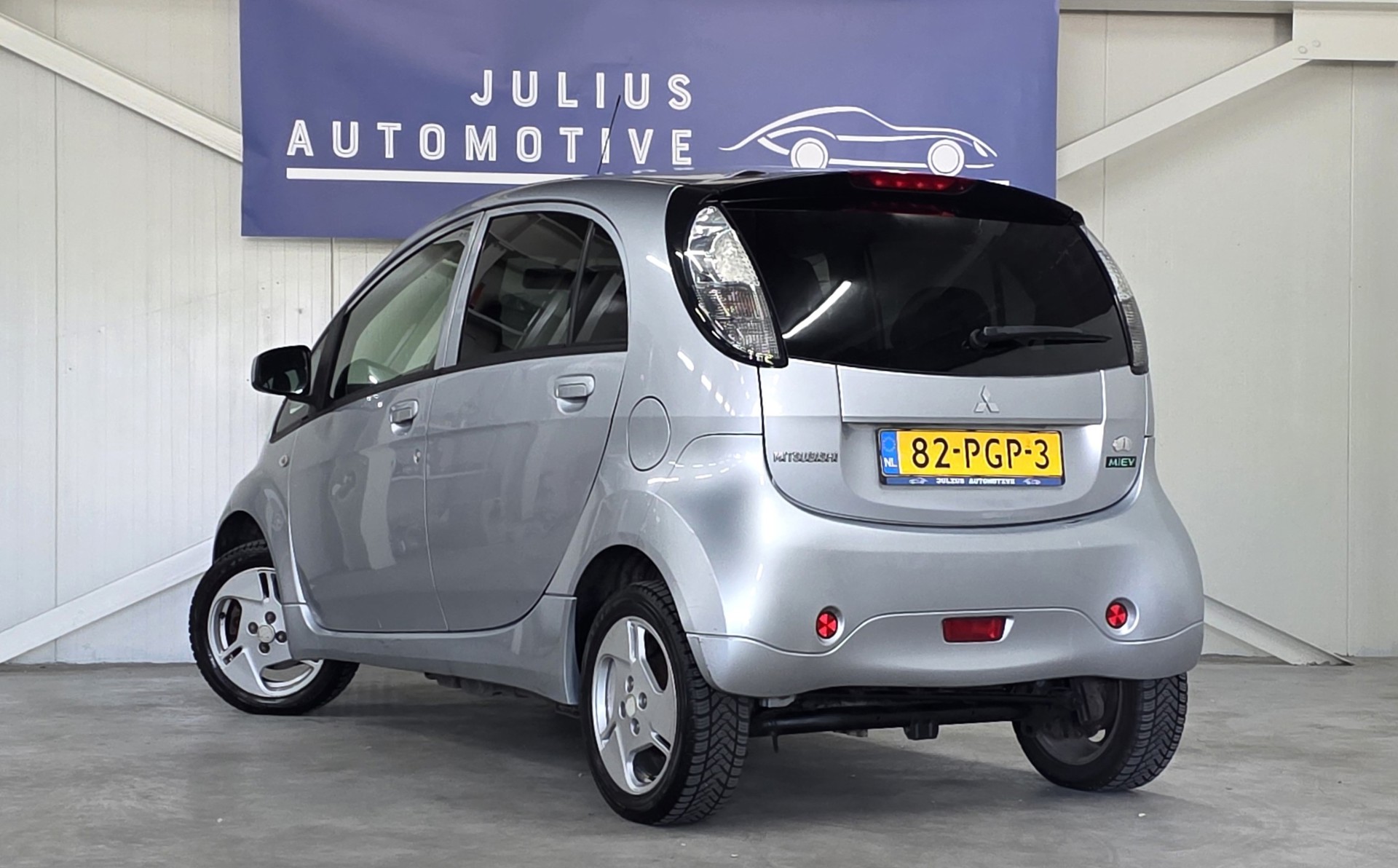 Foto van Mitsubishi Mitsubishi I-miev