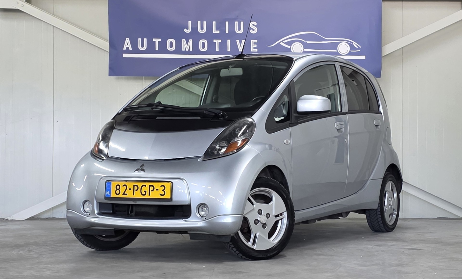 Mitsubishi Mitsubishi I-miev 4-peroons 16 kWh Airco Garantie Nieuwe APK Elektr. Ramen! 2011 - voorkant