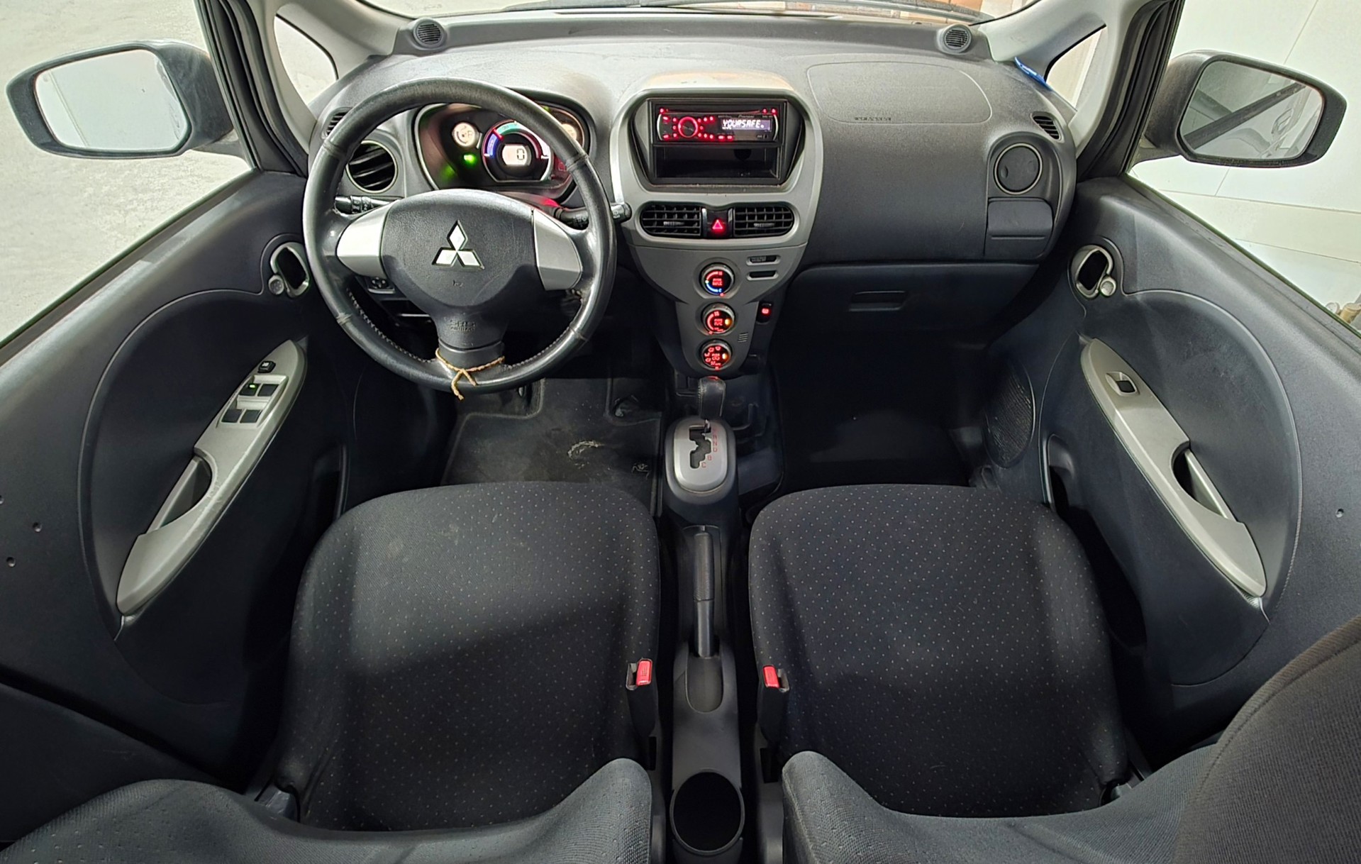 Foto van Mitsubishi Mitsubishi I-miev