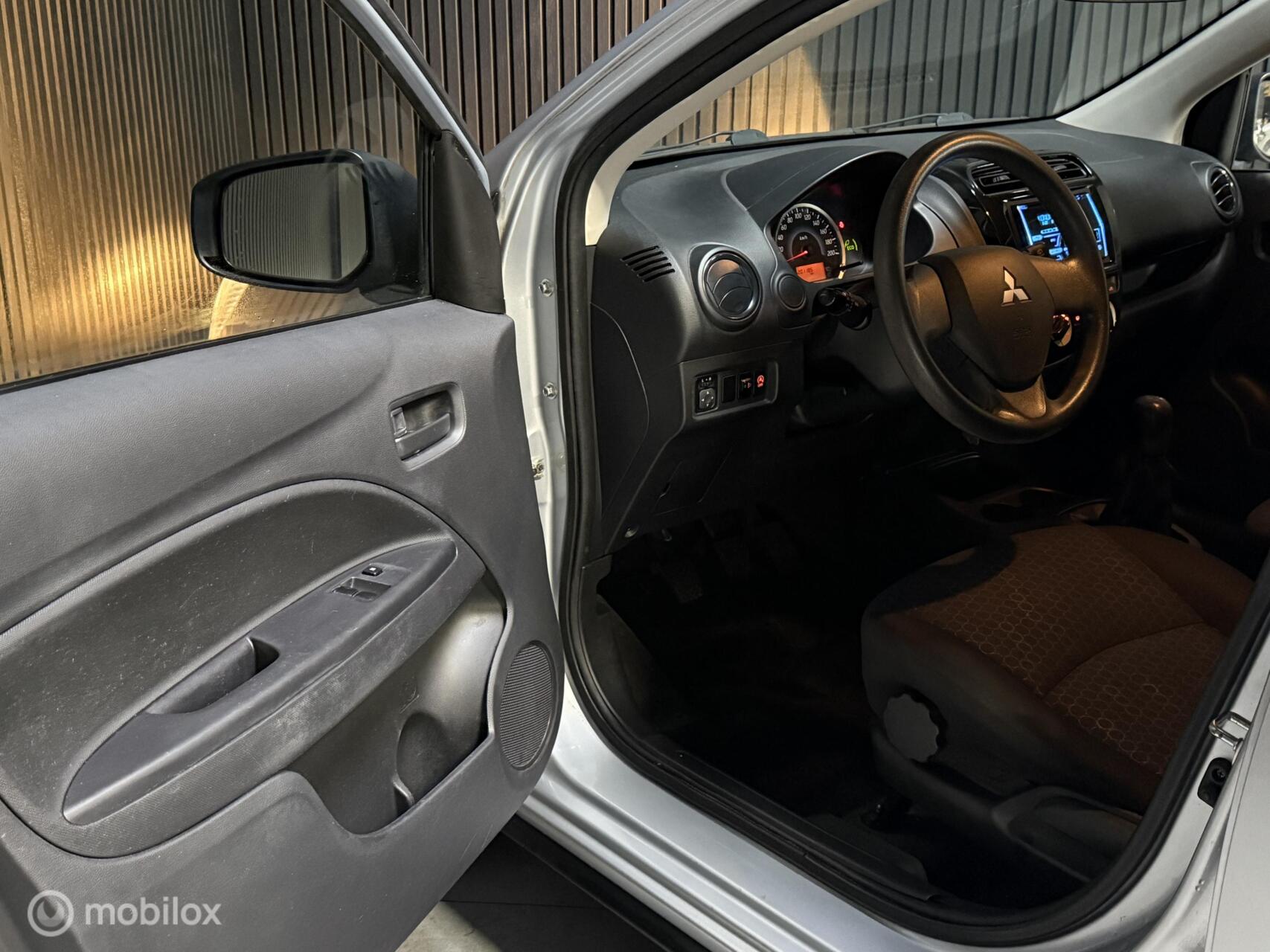 Foto van Mitsubishi Mitsubishi Space Star