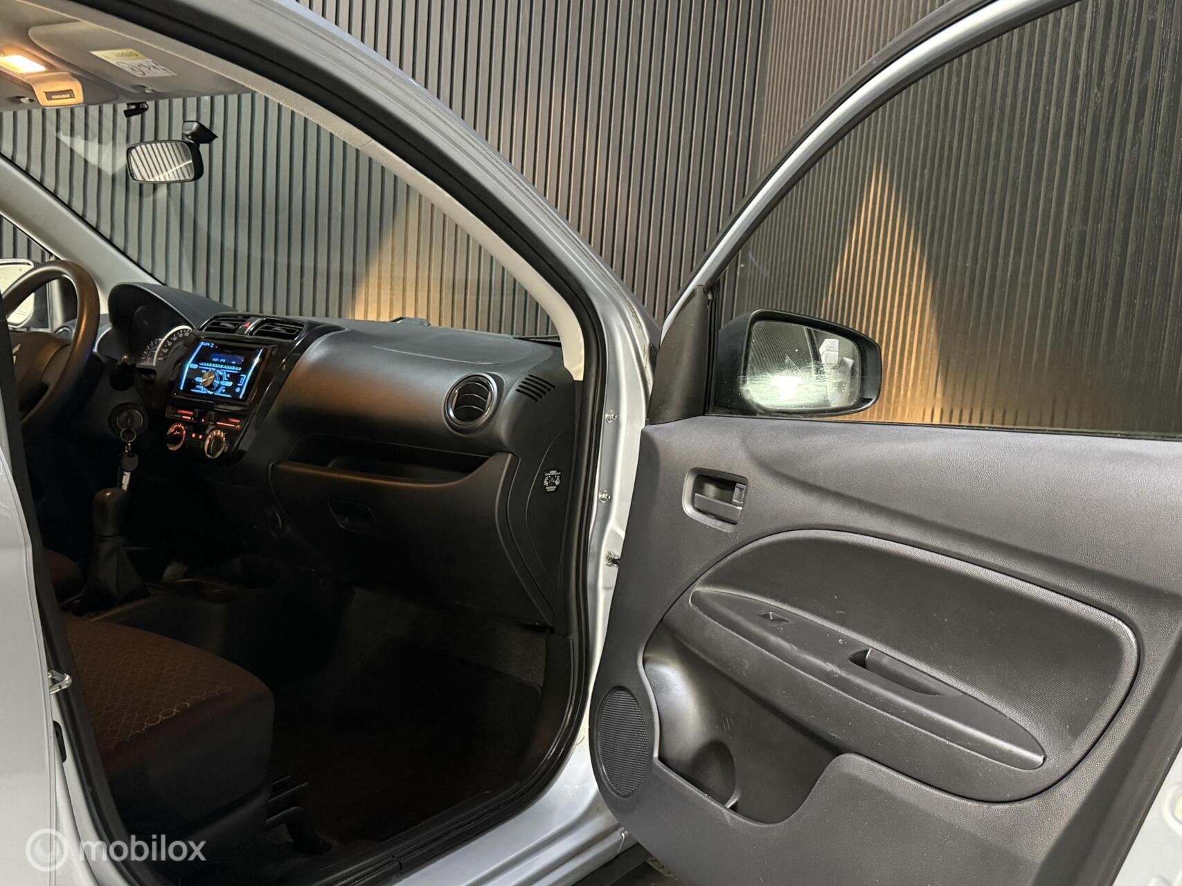 Foto van Mitsubishi Mitsubishi Space Star