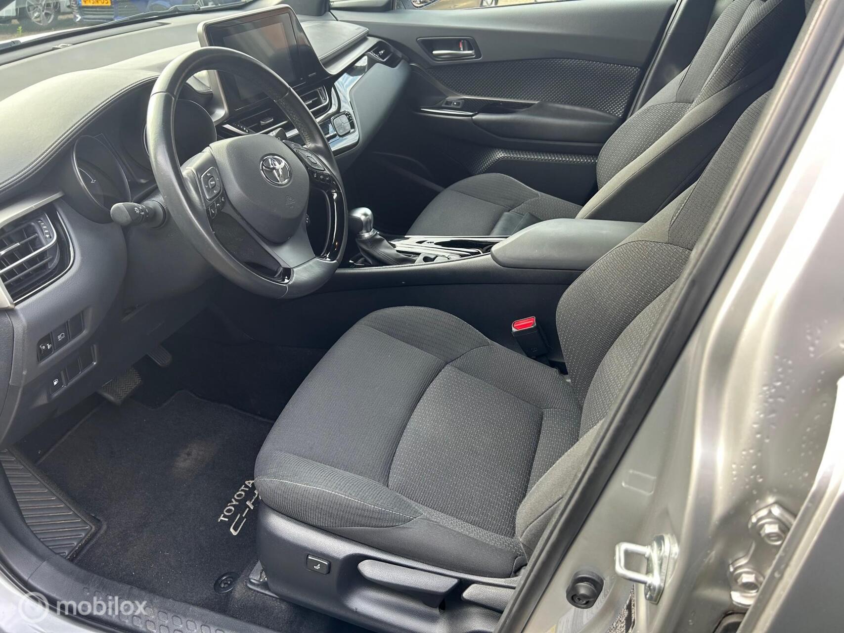 Foto van Toyota C-hr