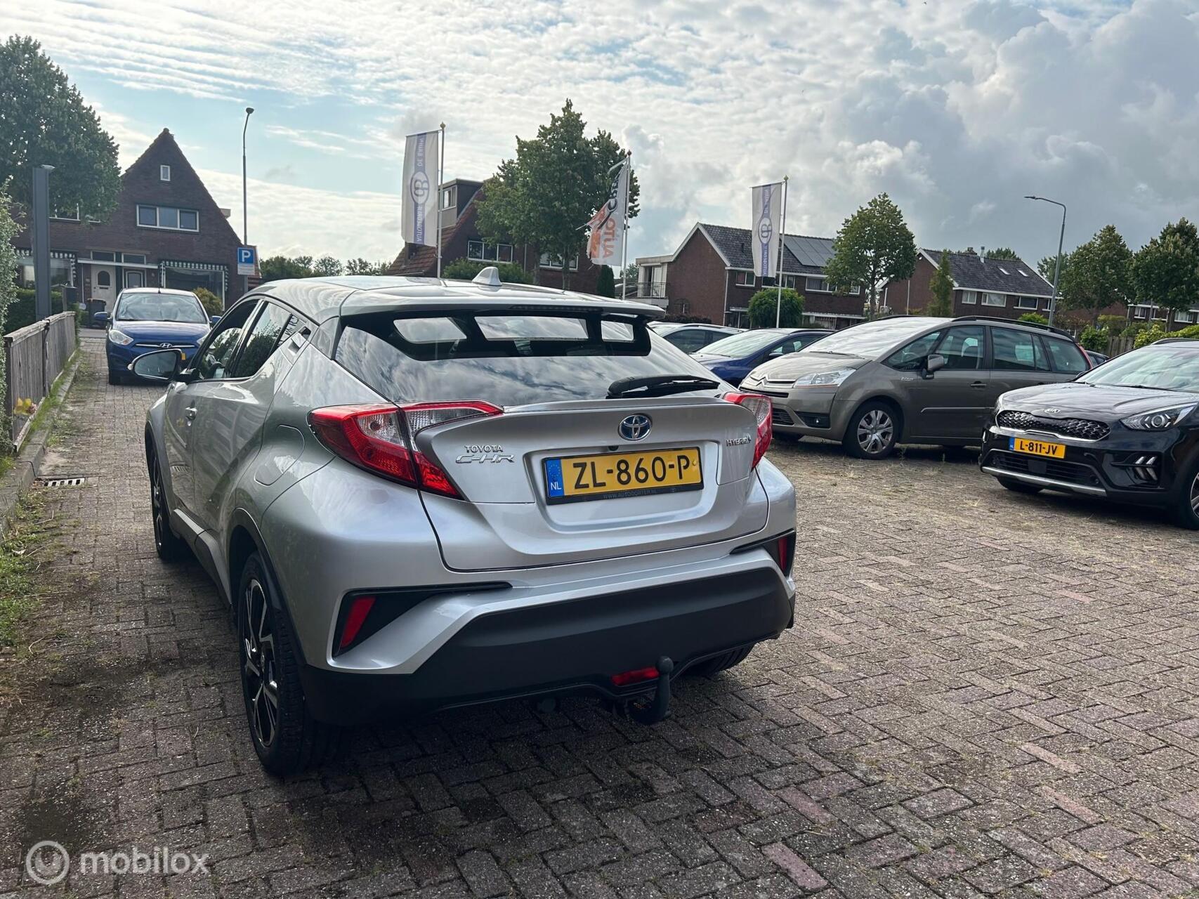 Foto van Toyota C-hr