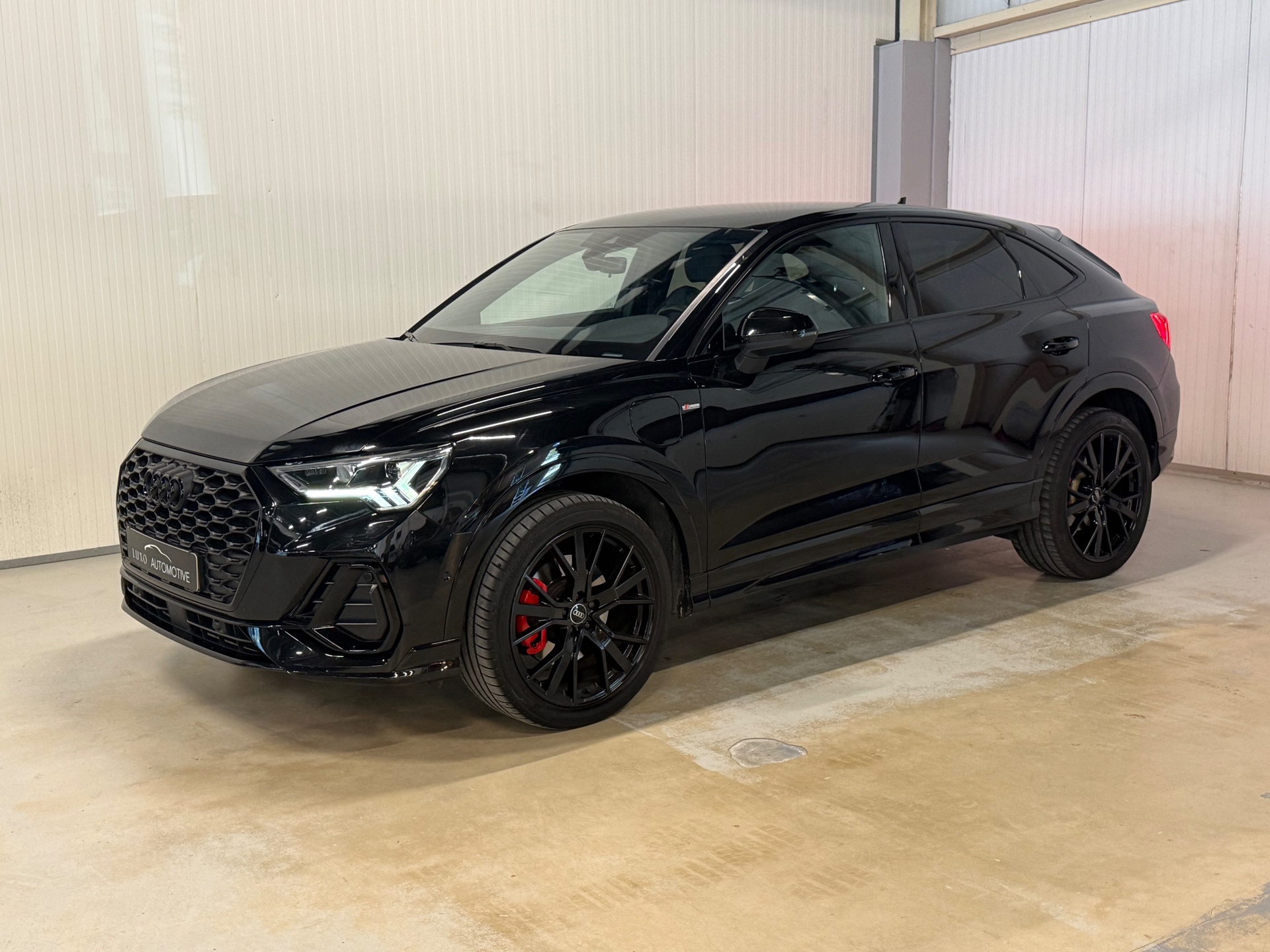 Foto van Audi Q3 Sportback E-tron