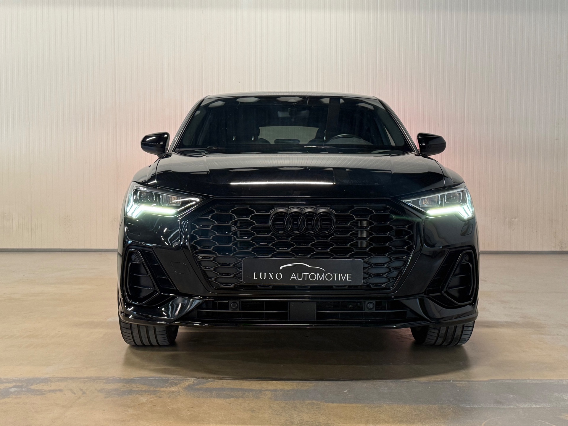 Foto van Audi Q3 Sportback E-tron