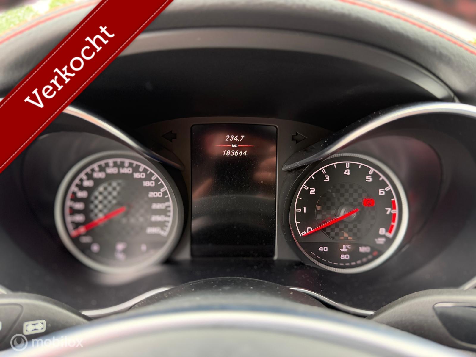 Foto van Mercedes-Benz AMG C 43