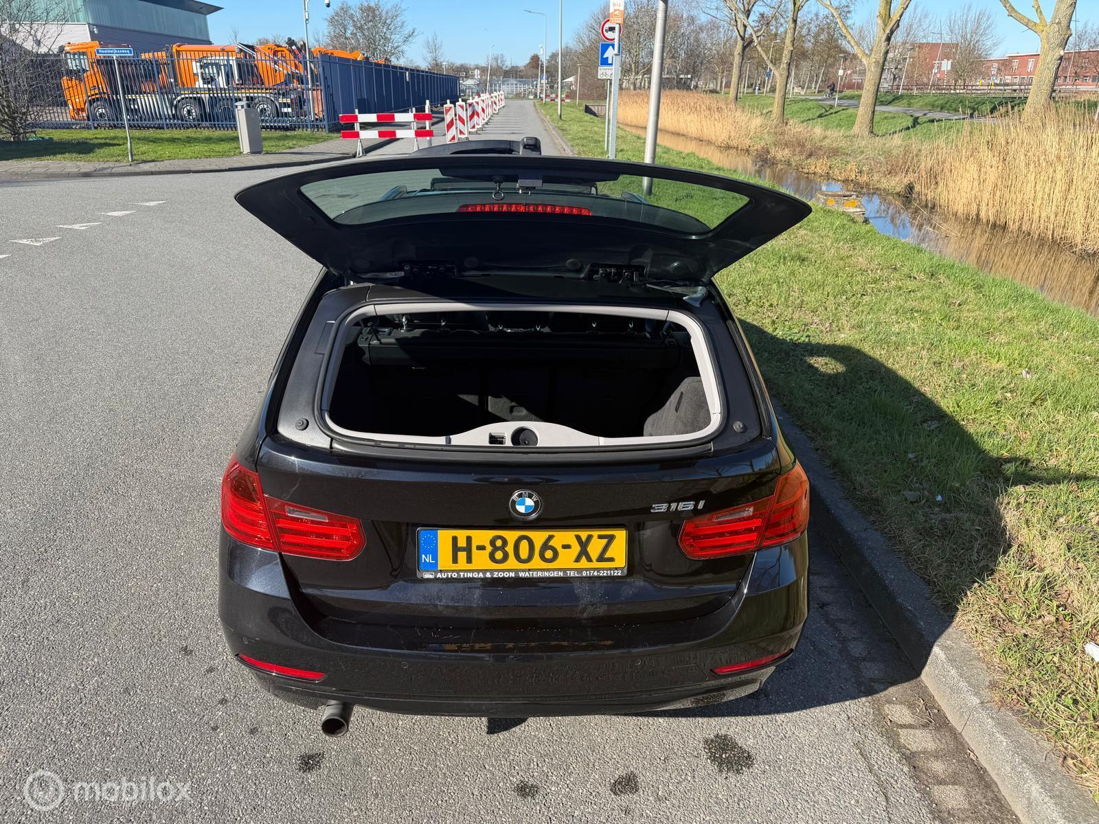 Foto van BMW 316i