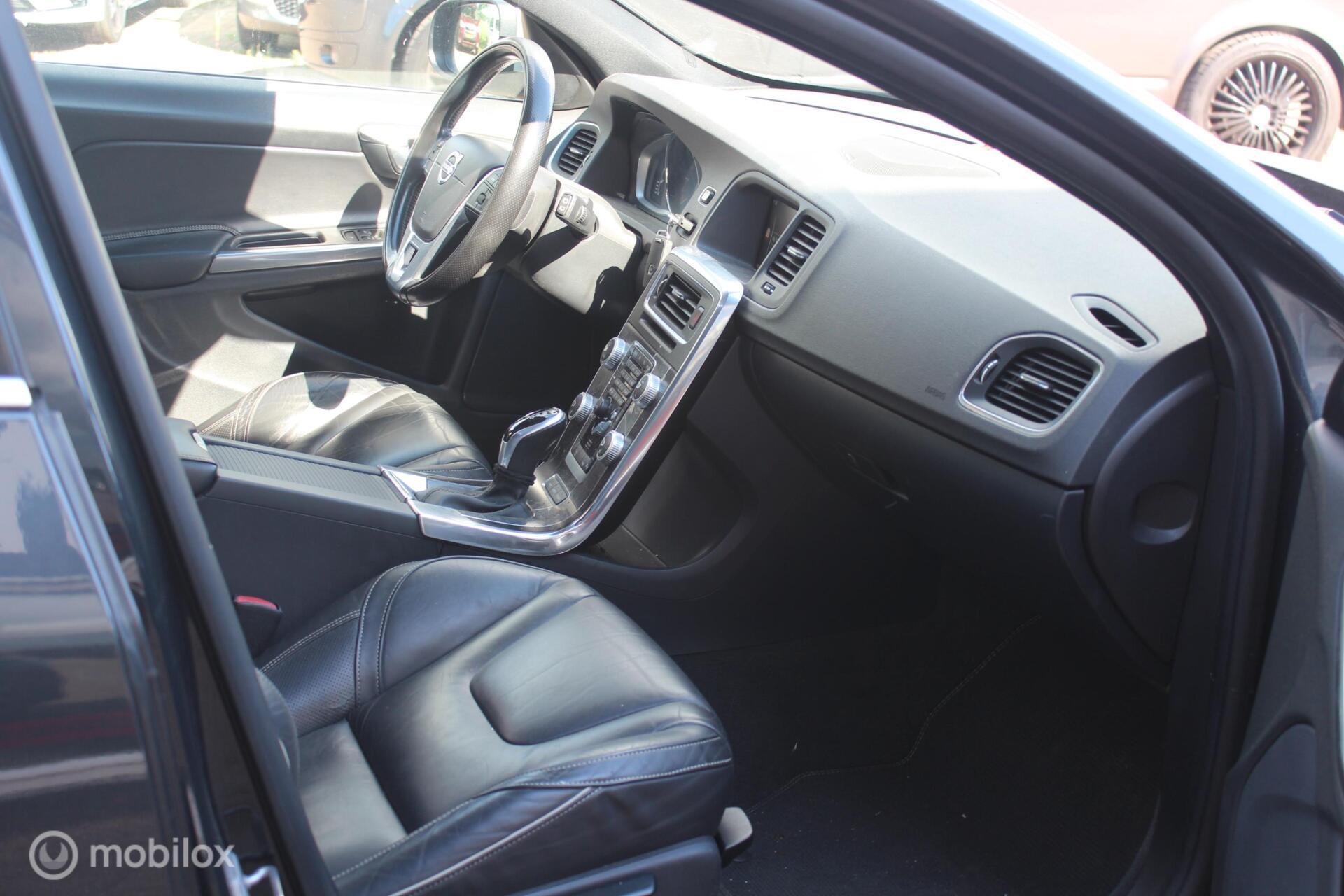 Foto van Volvo V60 Twin Engine