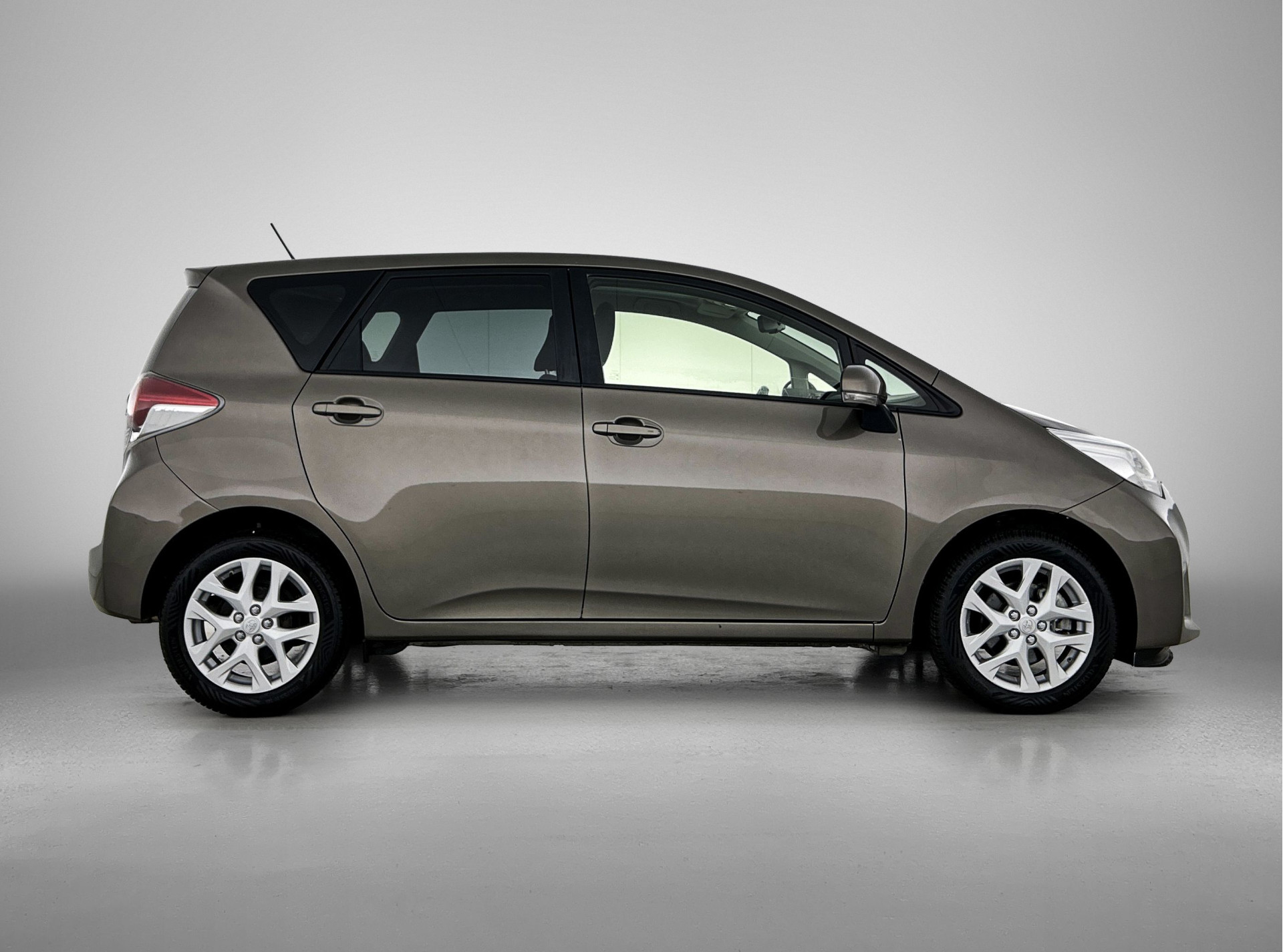 Foto van Toyota Toyota Verso-s