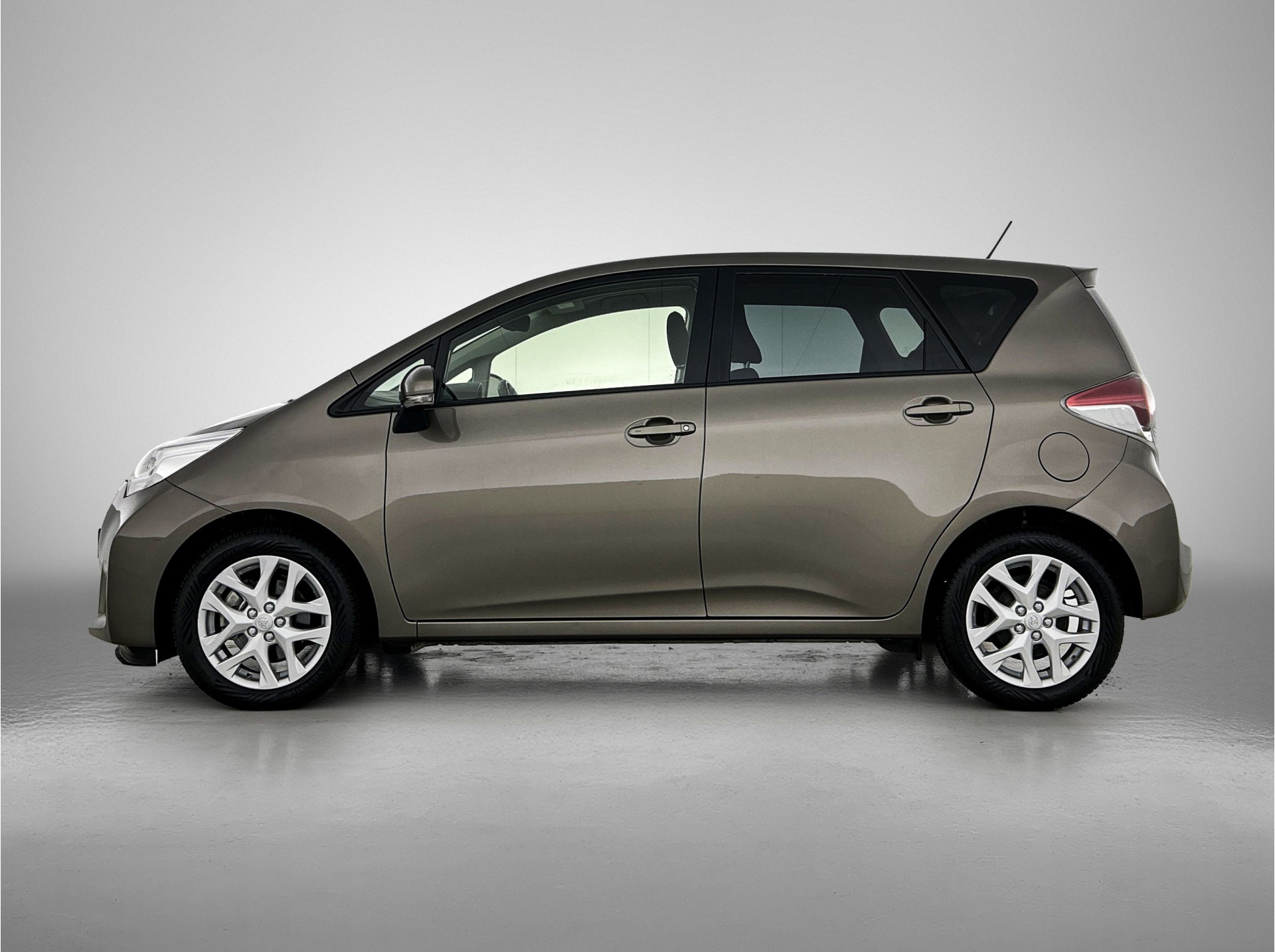 Foto van Toyota Toyota Verso-s