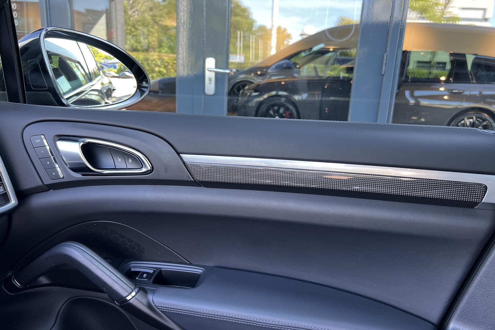 Foto van Porsche Cayenne Turbo