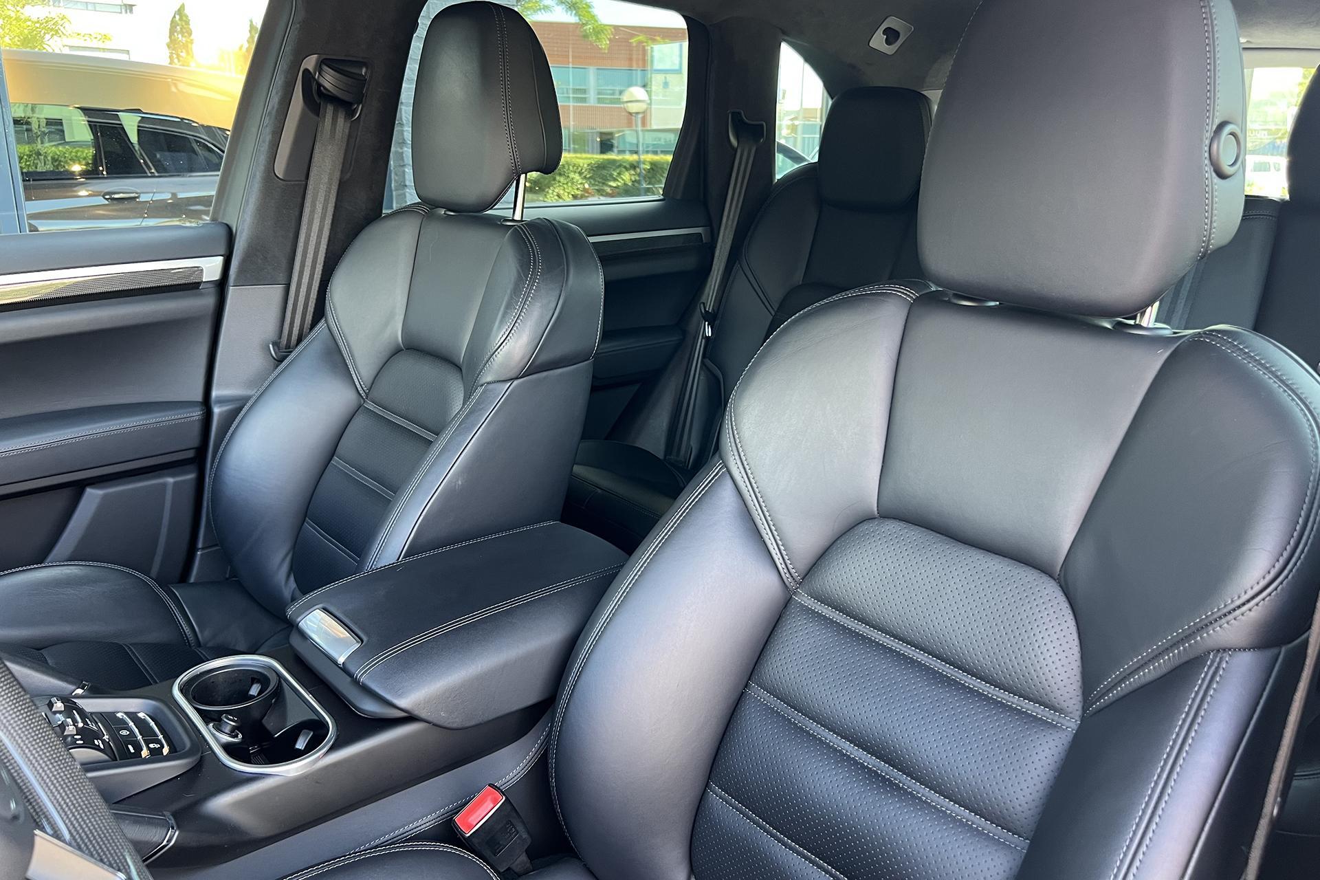 Foto van Porsche Cayenne Turbo