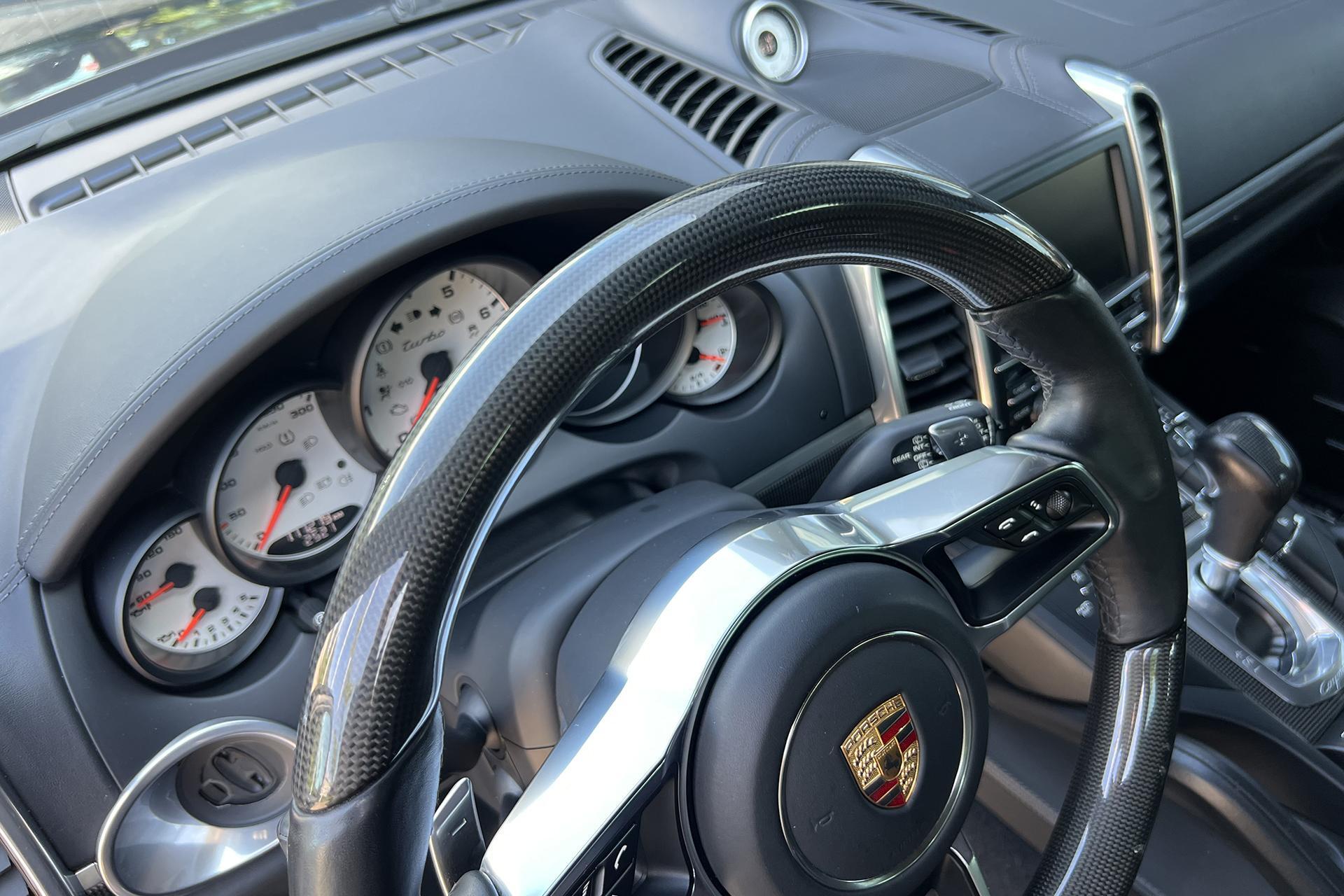 Foto van Porsche Cayenne Turbo