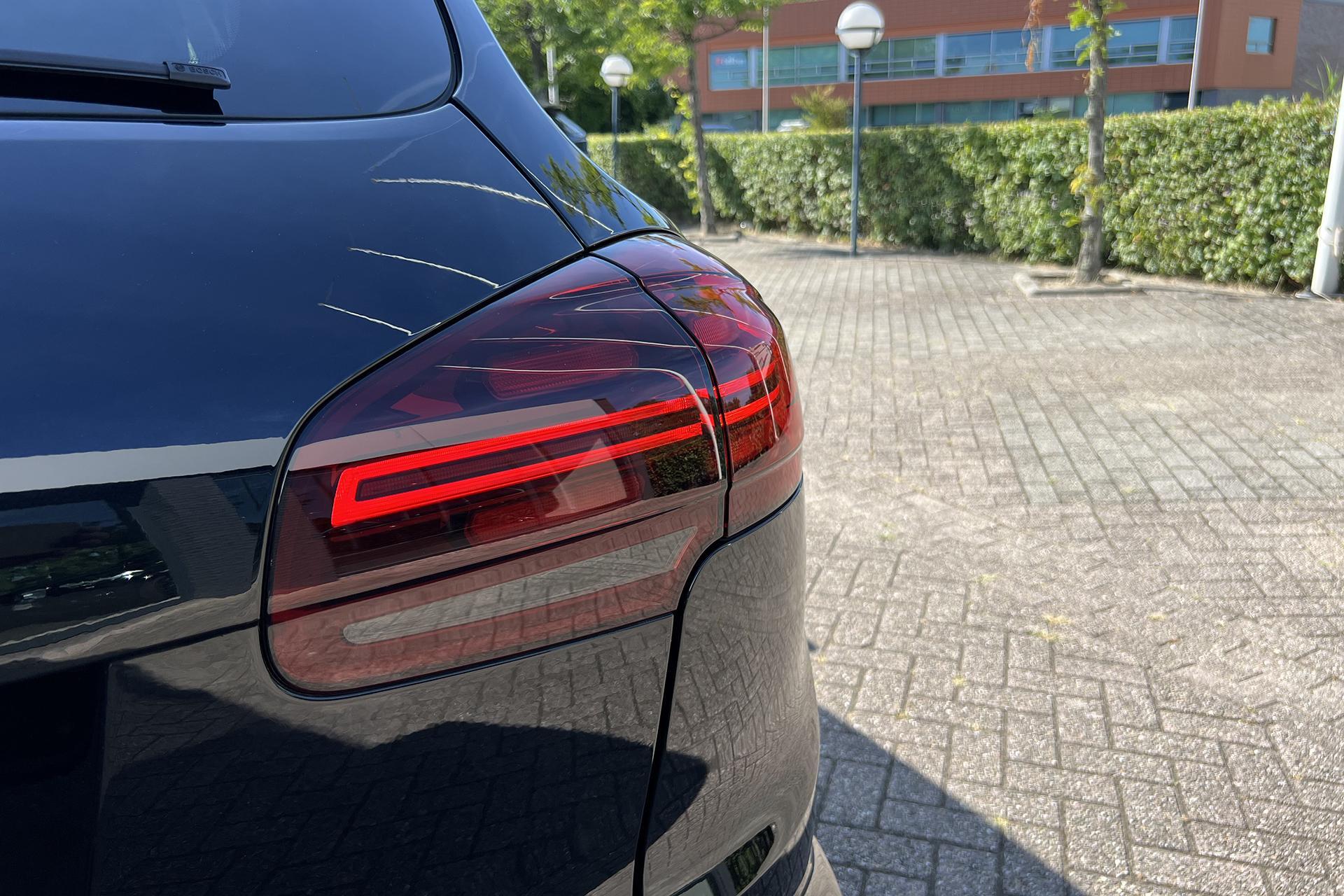 Foto van Porsche Cayenne Turbo