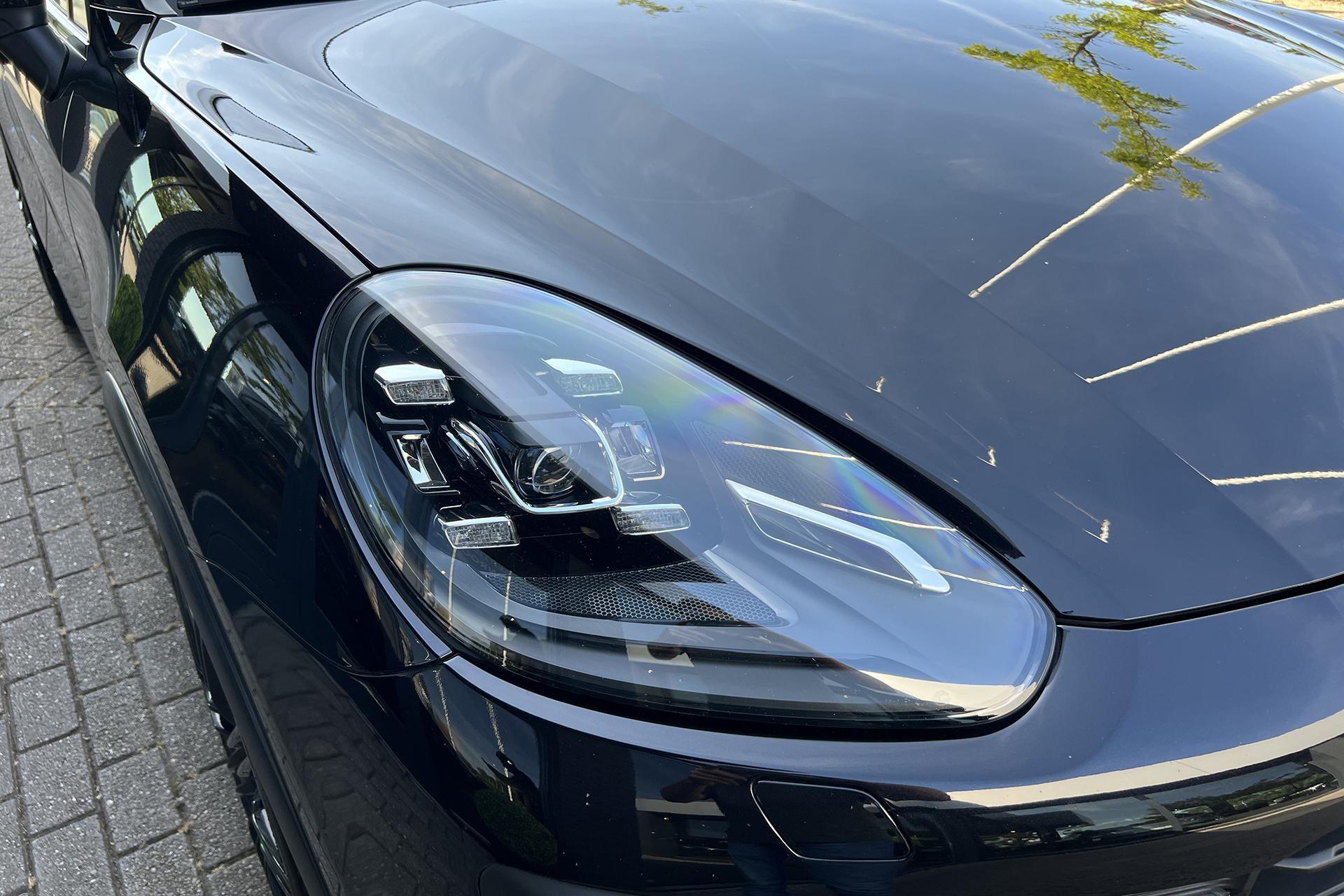 Foto van Porsche Cayenne Turbo