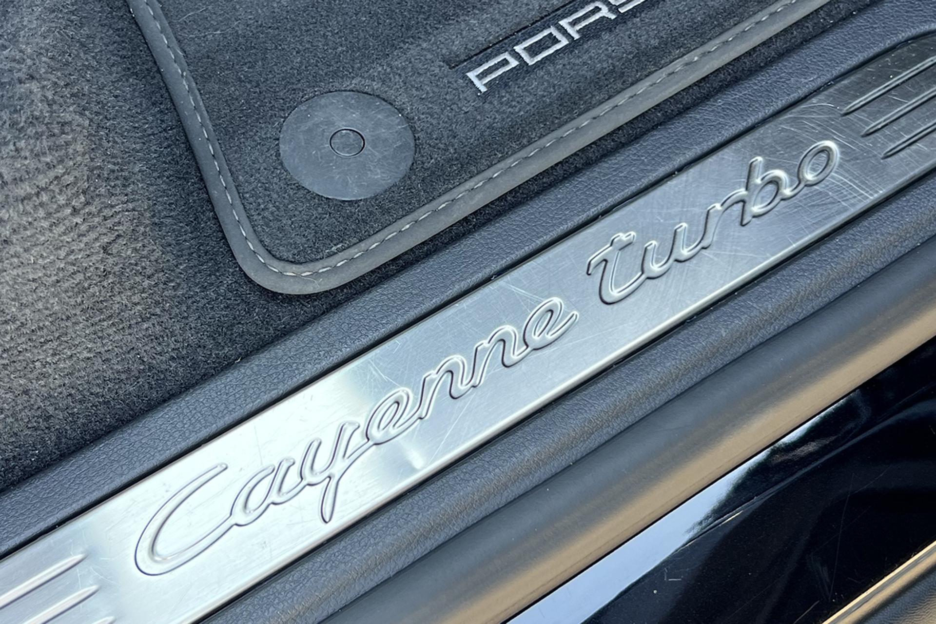 Foto van Porsche Cayenne Turbo