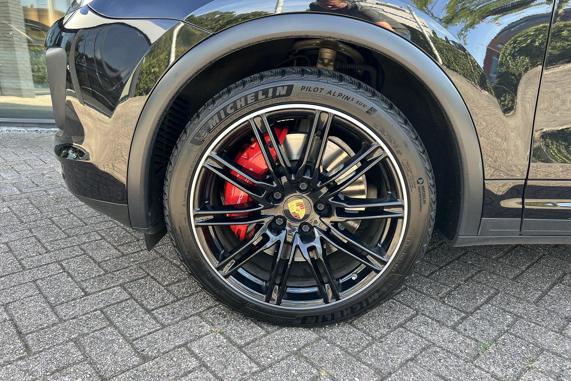 Foto van Porsche Cayenne Turbo