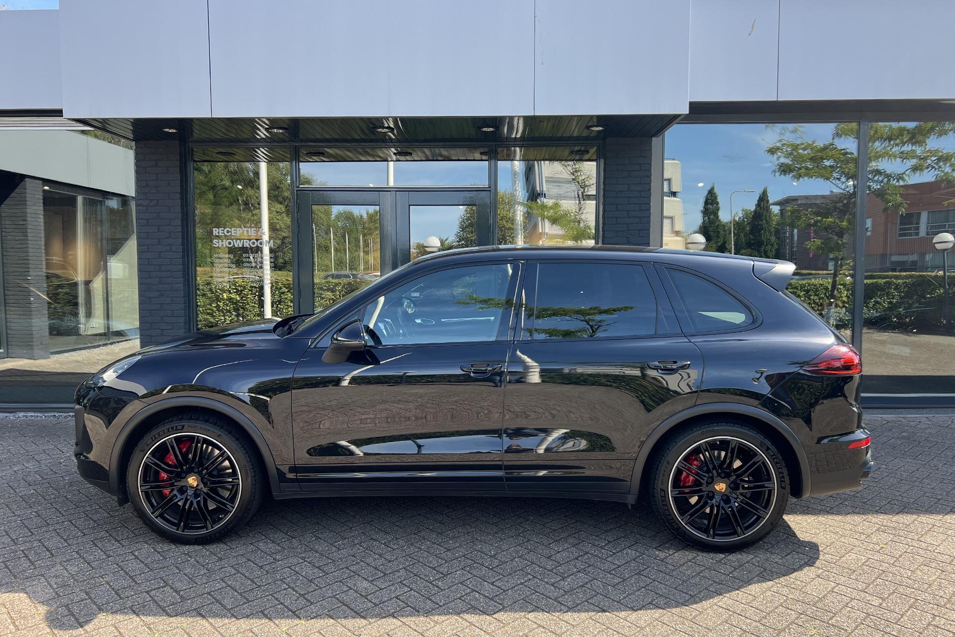 Foto van Porsche Cayenne Turbo