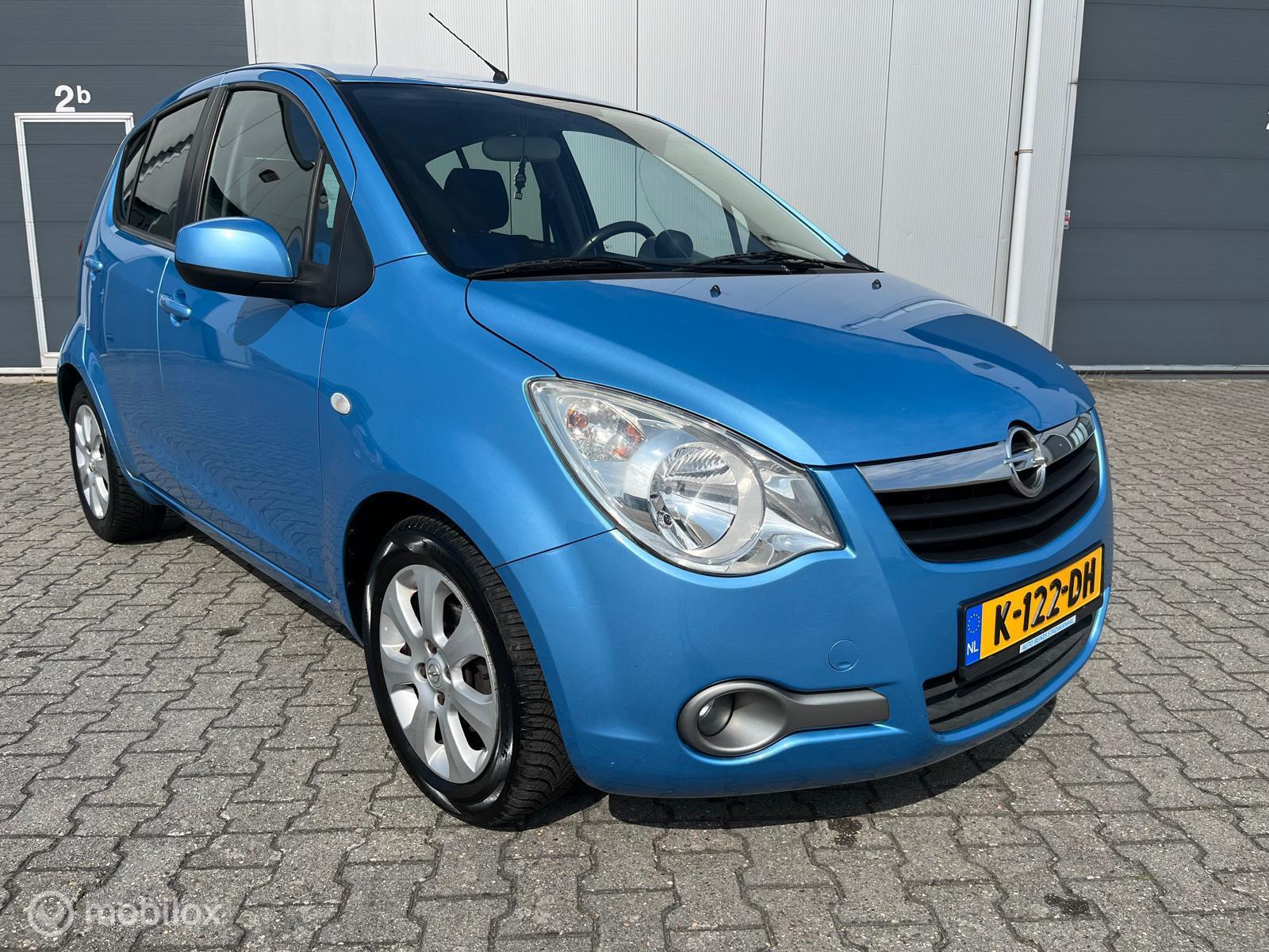 Foto van Opel Agila