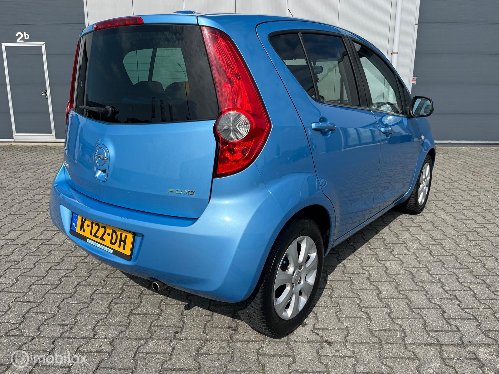 Foto van Opel Agila