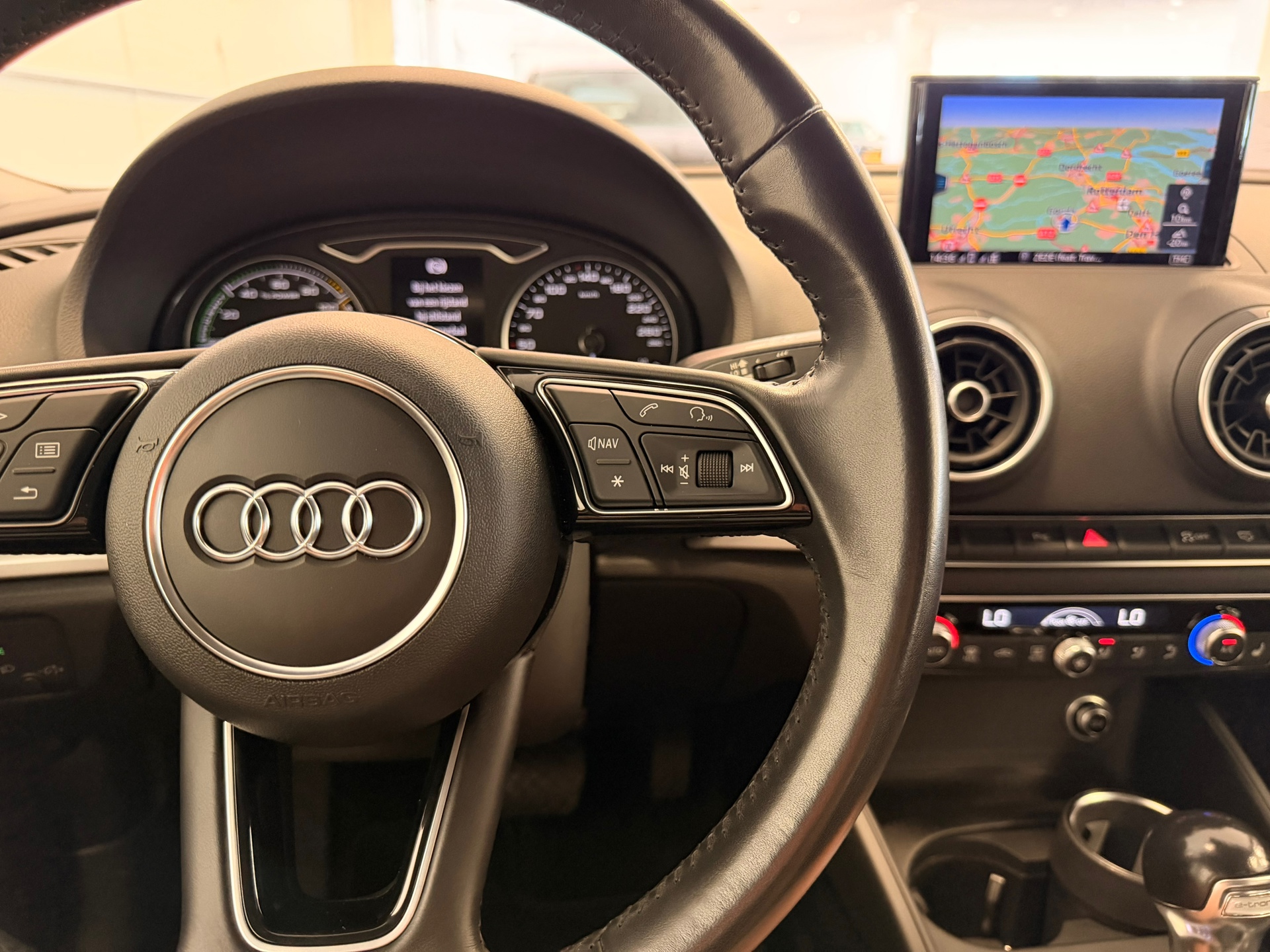 Foto van Audi A3 Sportback E-tron
