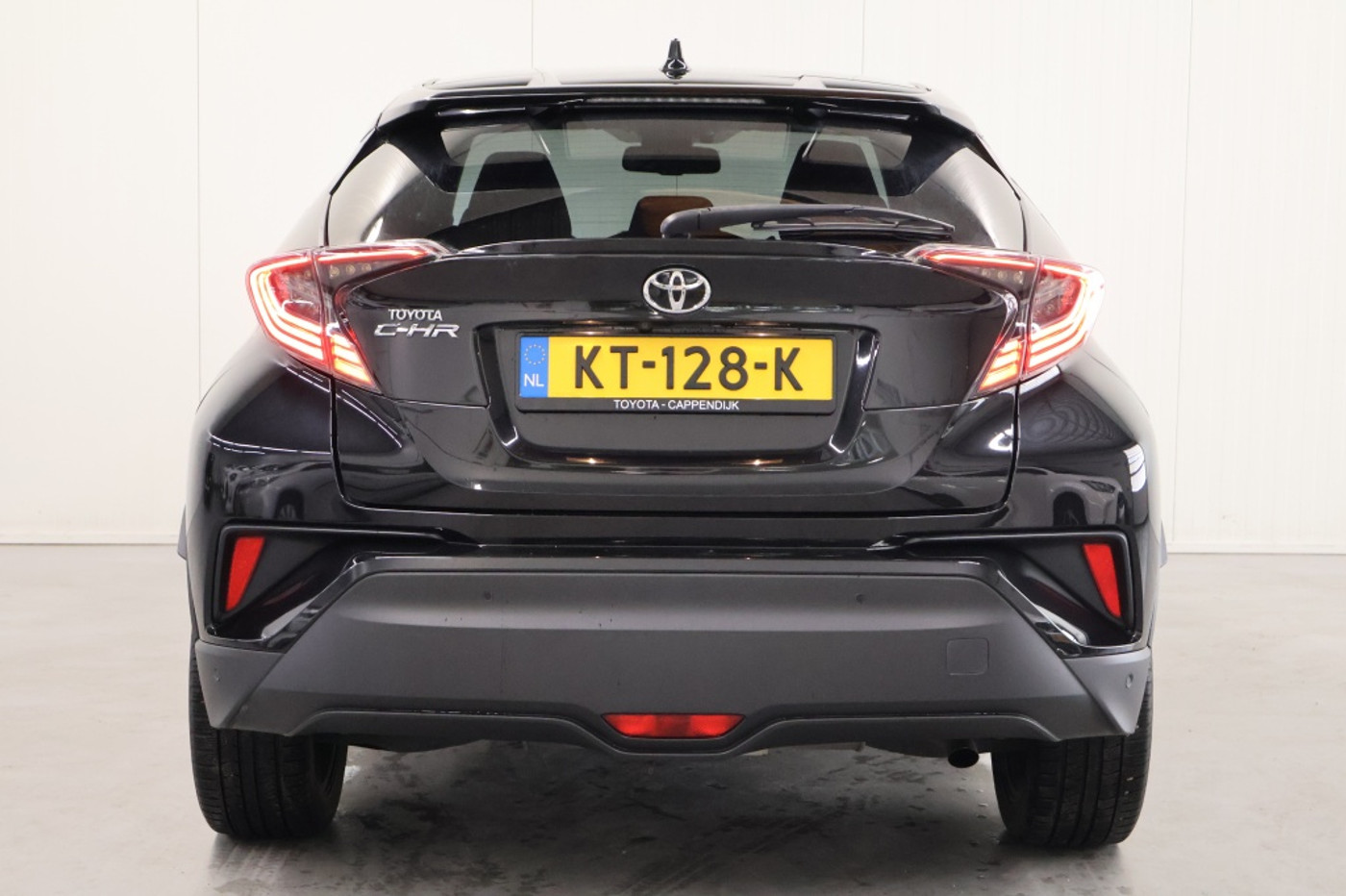 Foto van Toyota C-hr