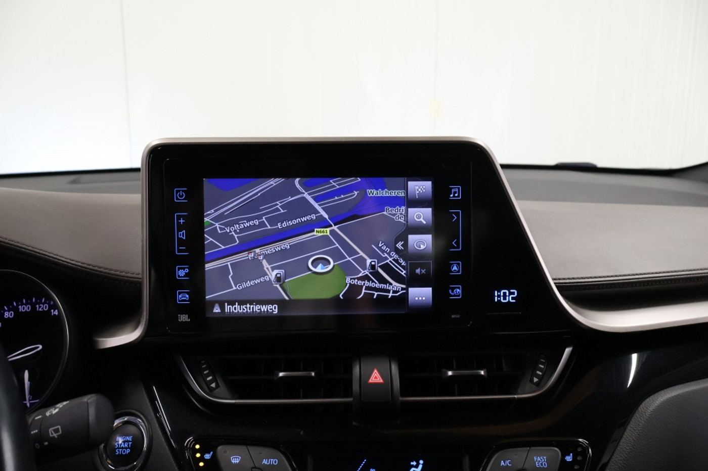 Foto van Toyota C-hr