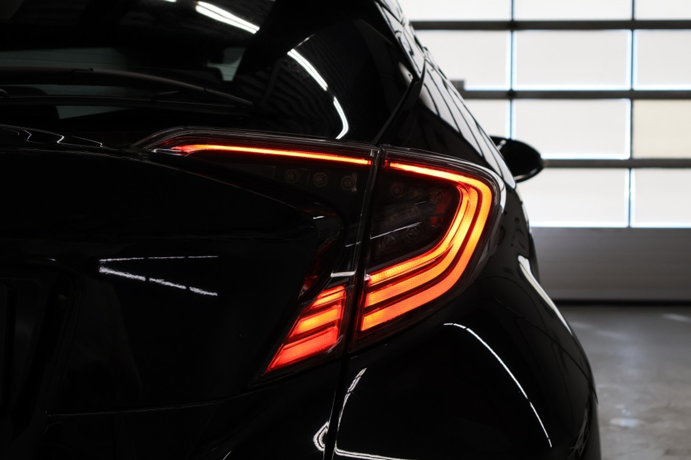 Foto van Toyota C-hr