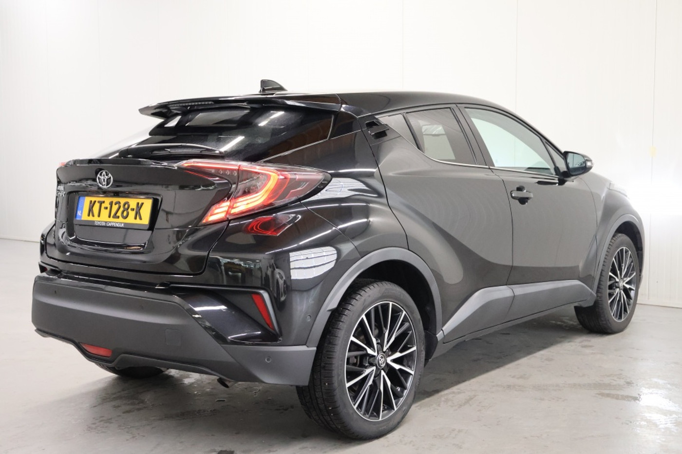 Foto van Toyota C-hr