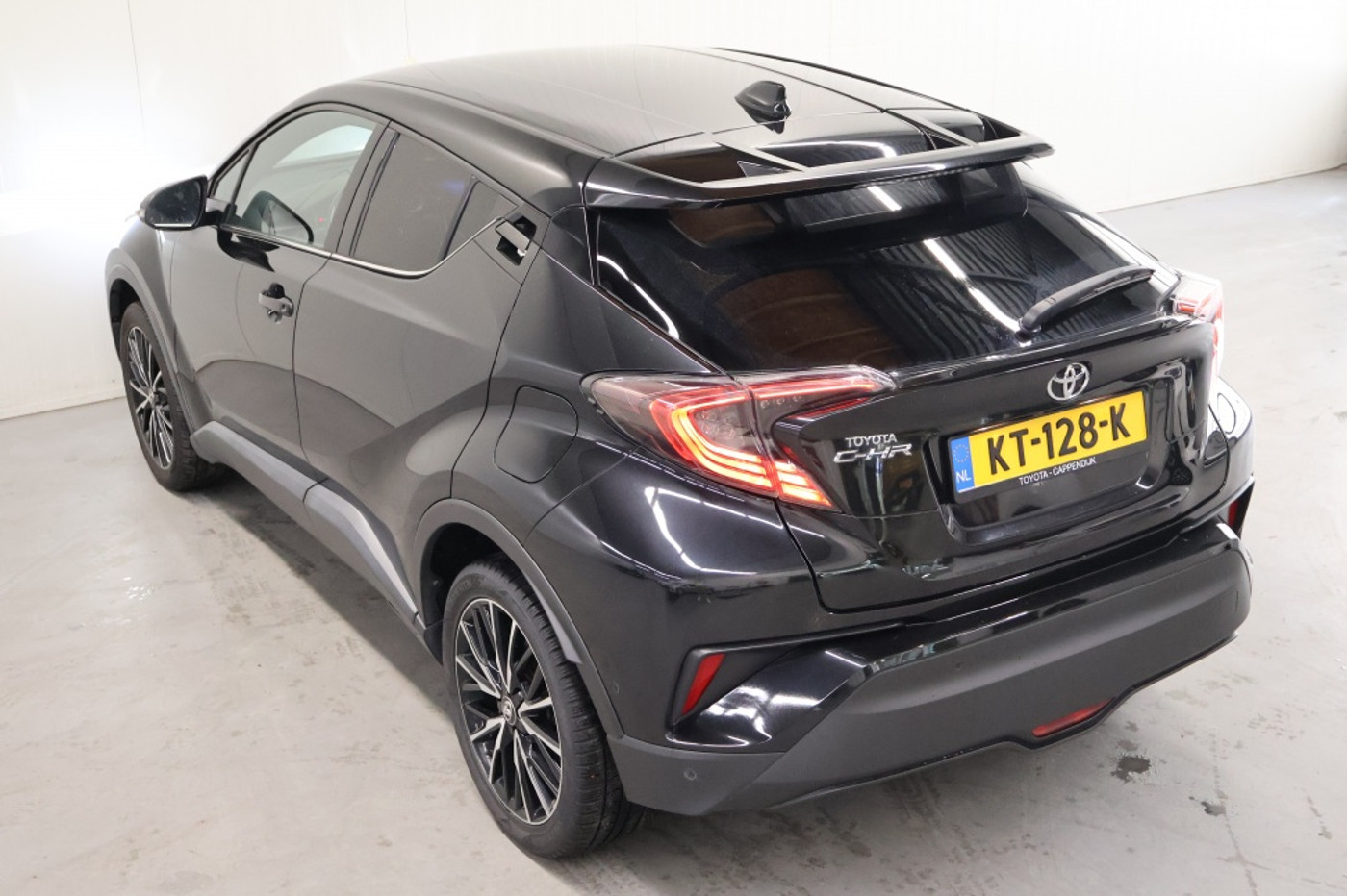 Foto van Toyota C-hr