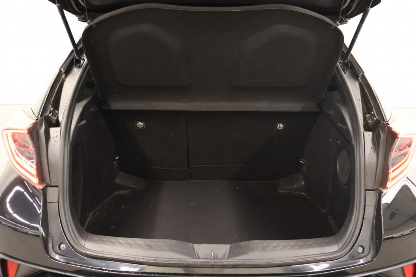 Foto van Toyota C-hr
