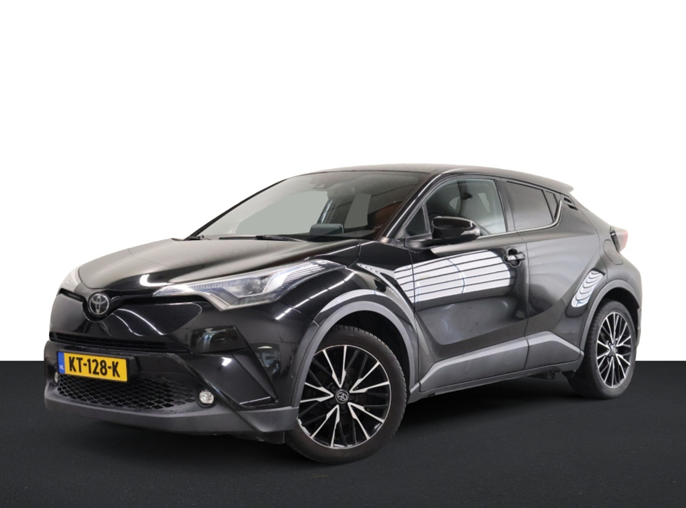 Toyota C-hr 1.2 Premium 2016 - voorkant