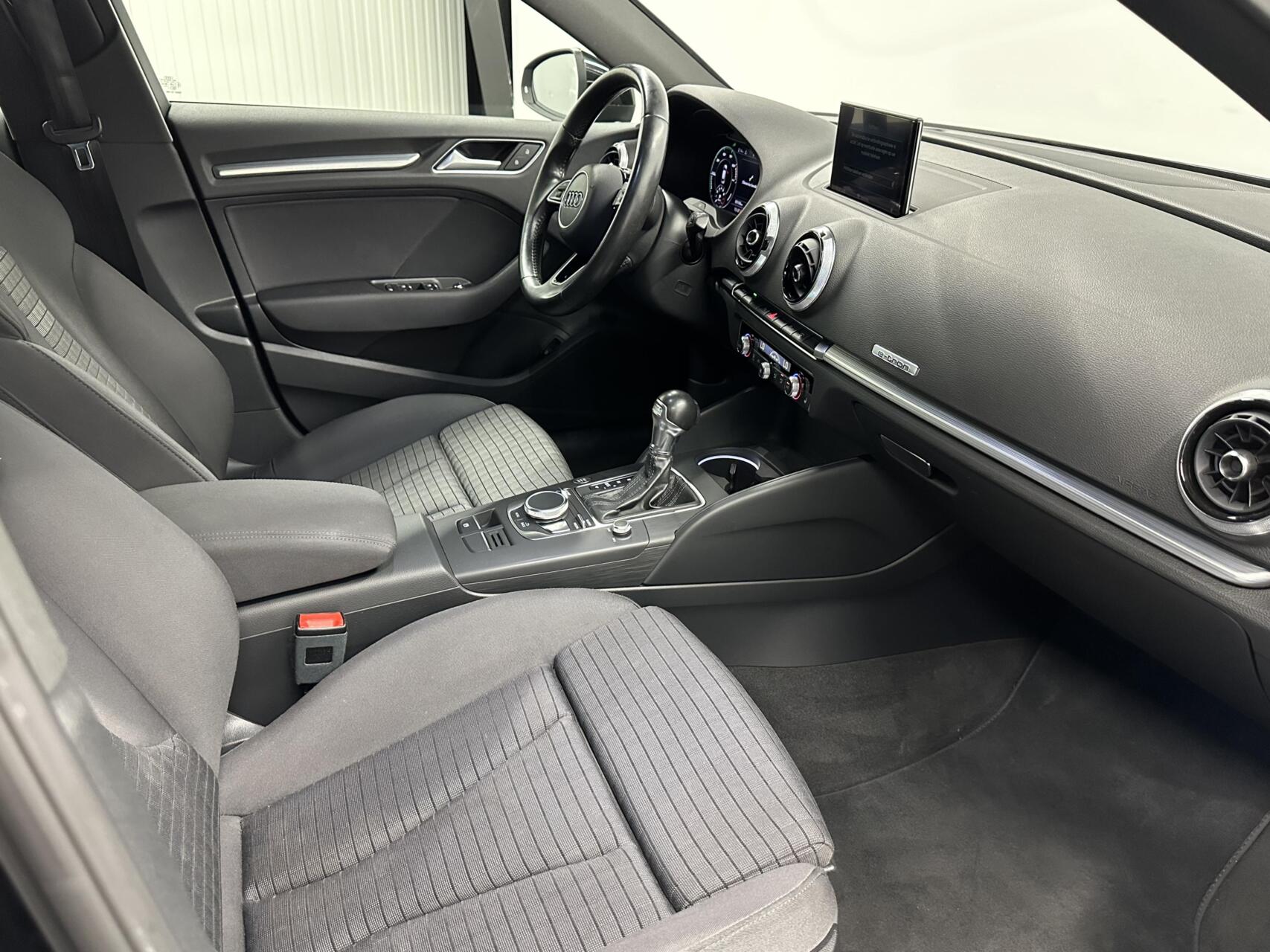 Foto van Audi A3 Sportback E-tron