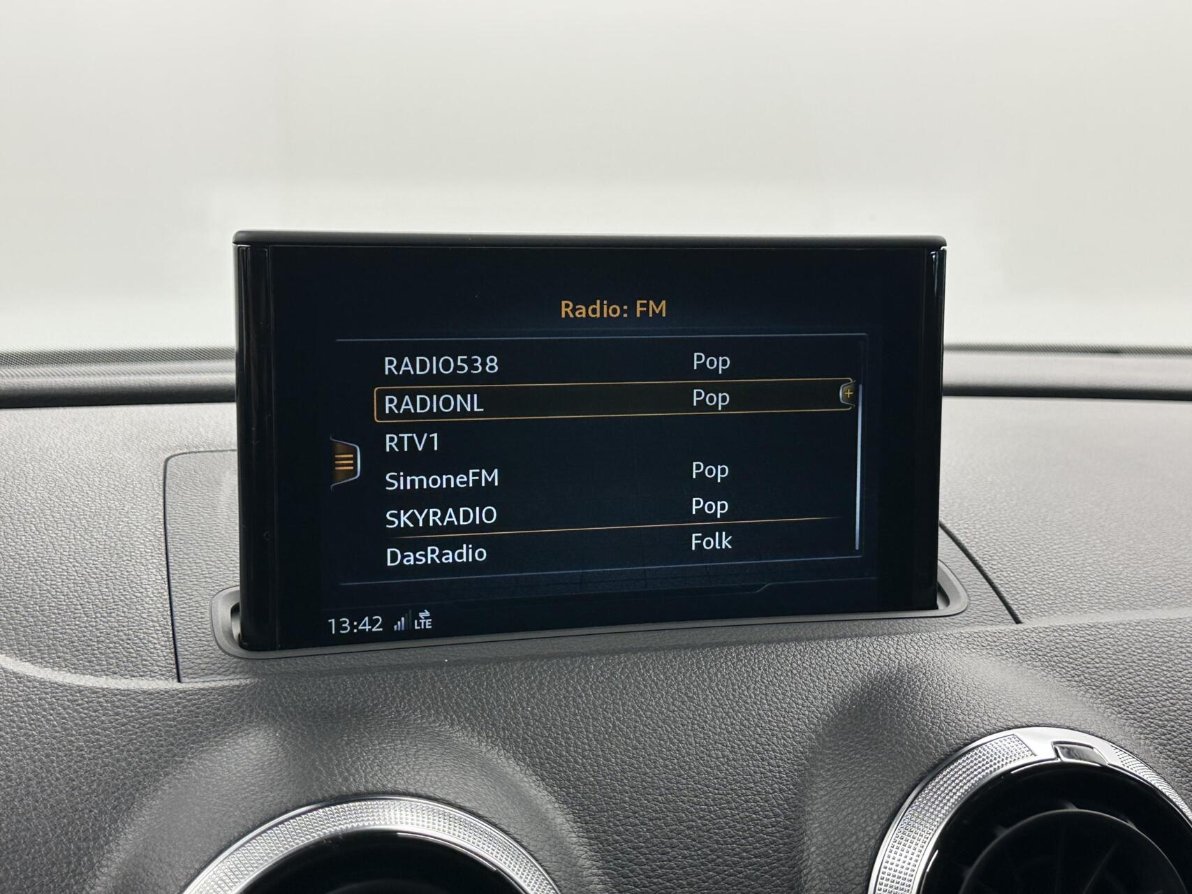 Foto van Audi A3 Sportback E-tron
