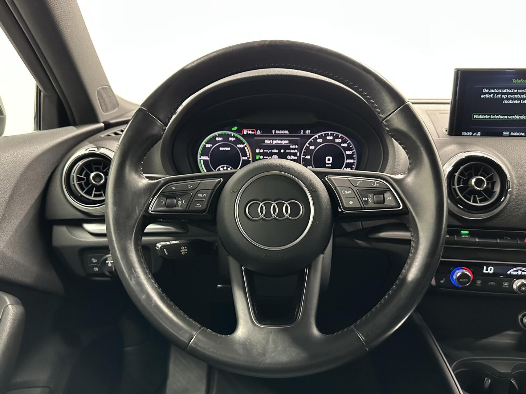 Foto van Audi A3 Sportback E-tron