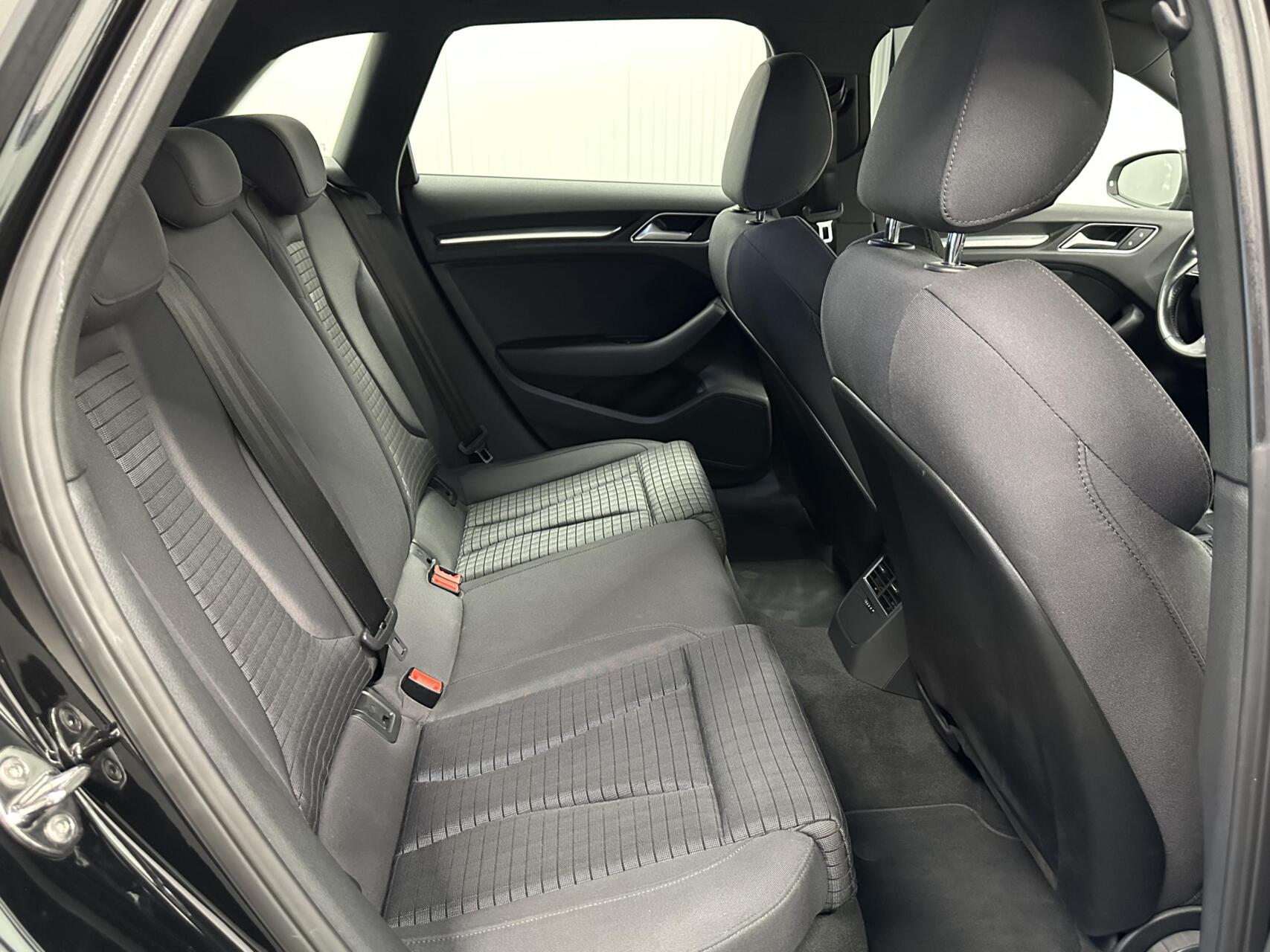 Foto van Audi A3 Sportback E-tron