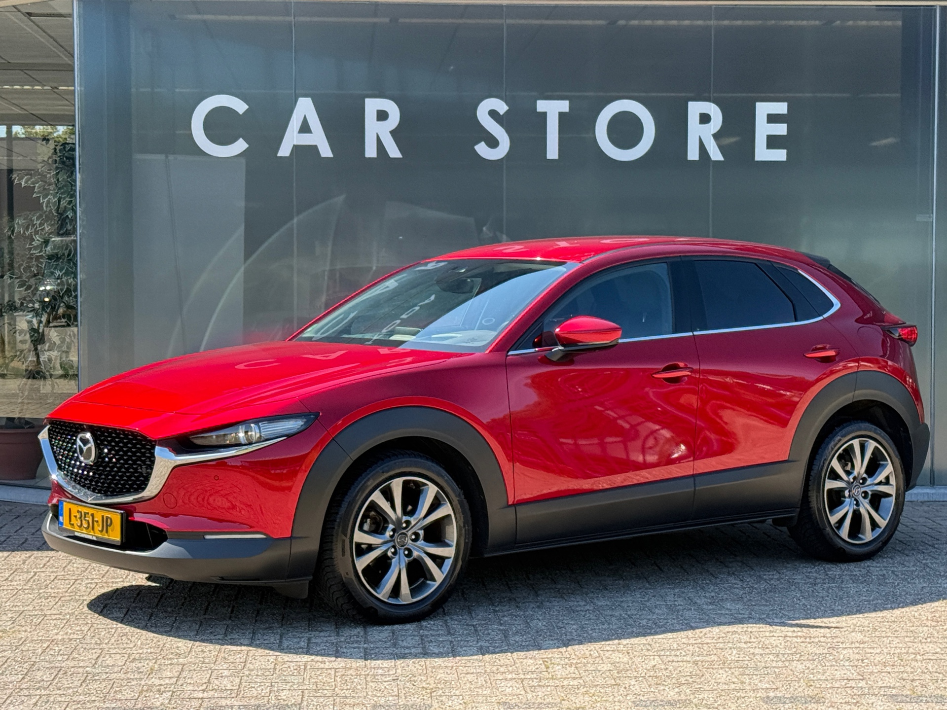 Mazda Mazda Cx-30 2.0 e-SkyActiv-X M Hybrid Luxury 2021 - voorkant