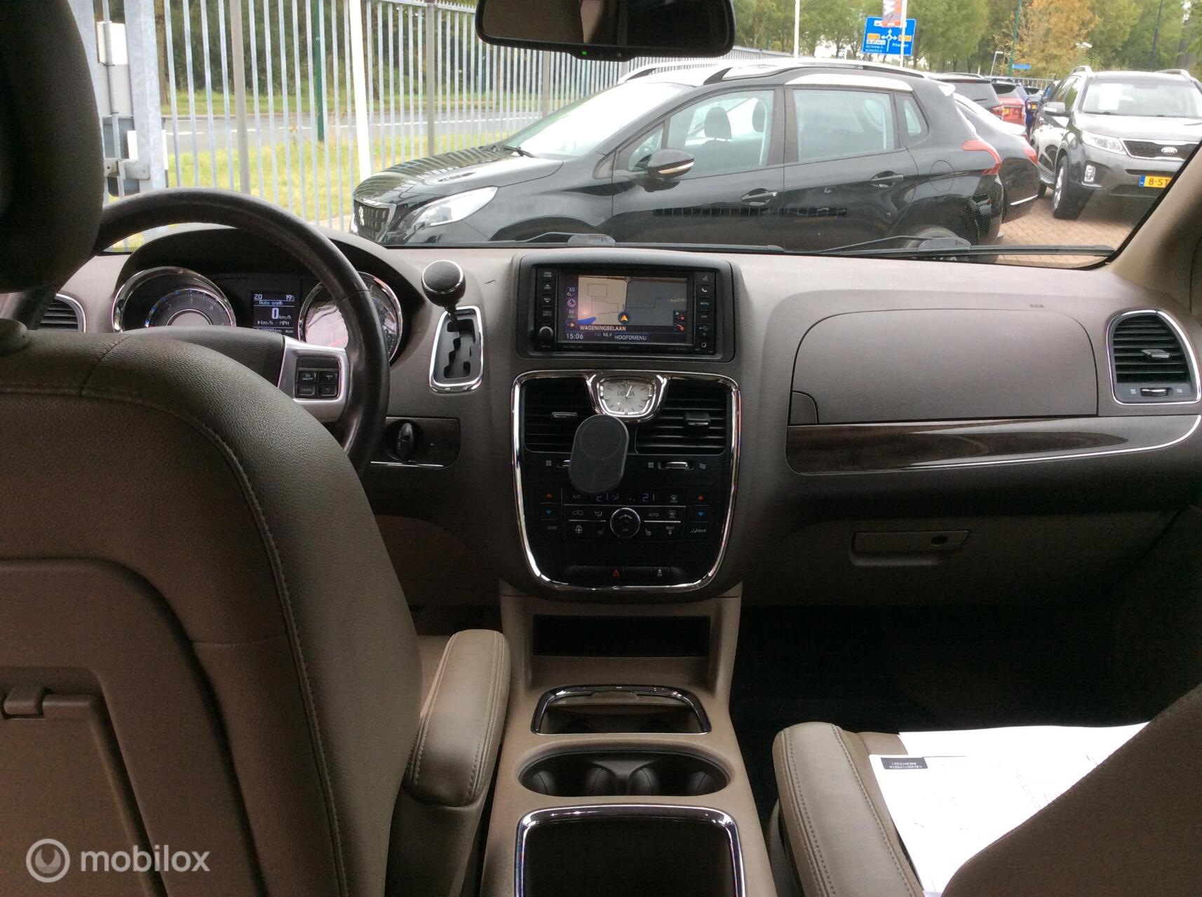 Foto van Lancia Voyager