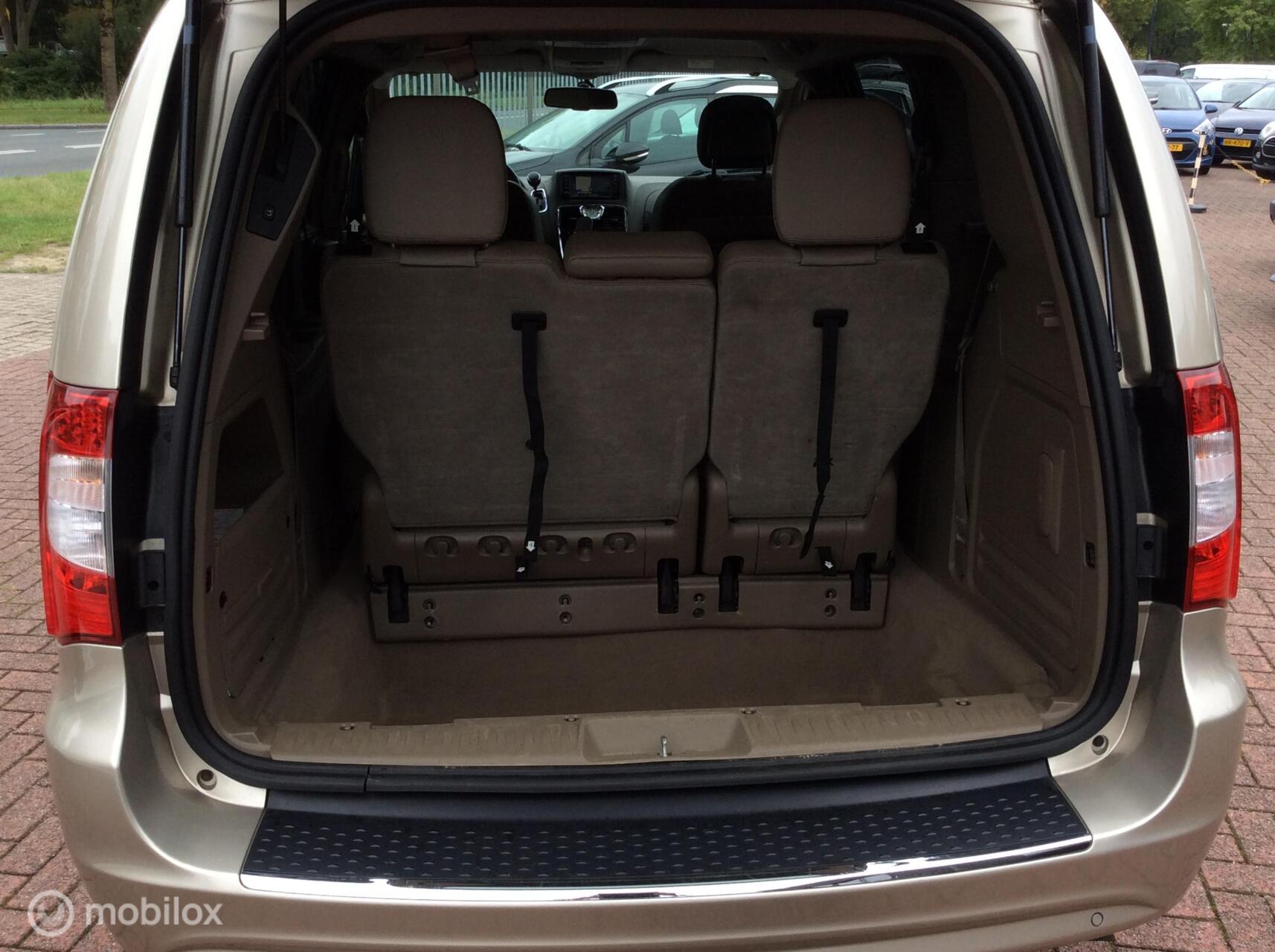 Foto van Lancia Voyager