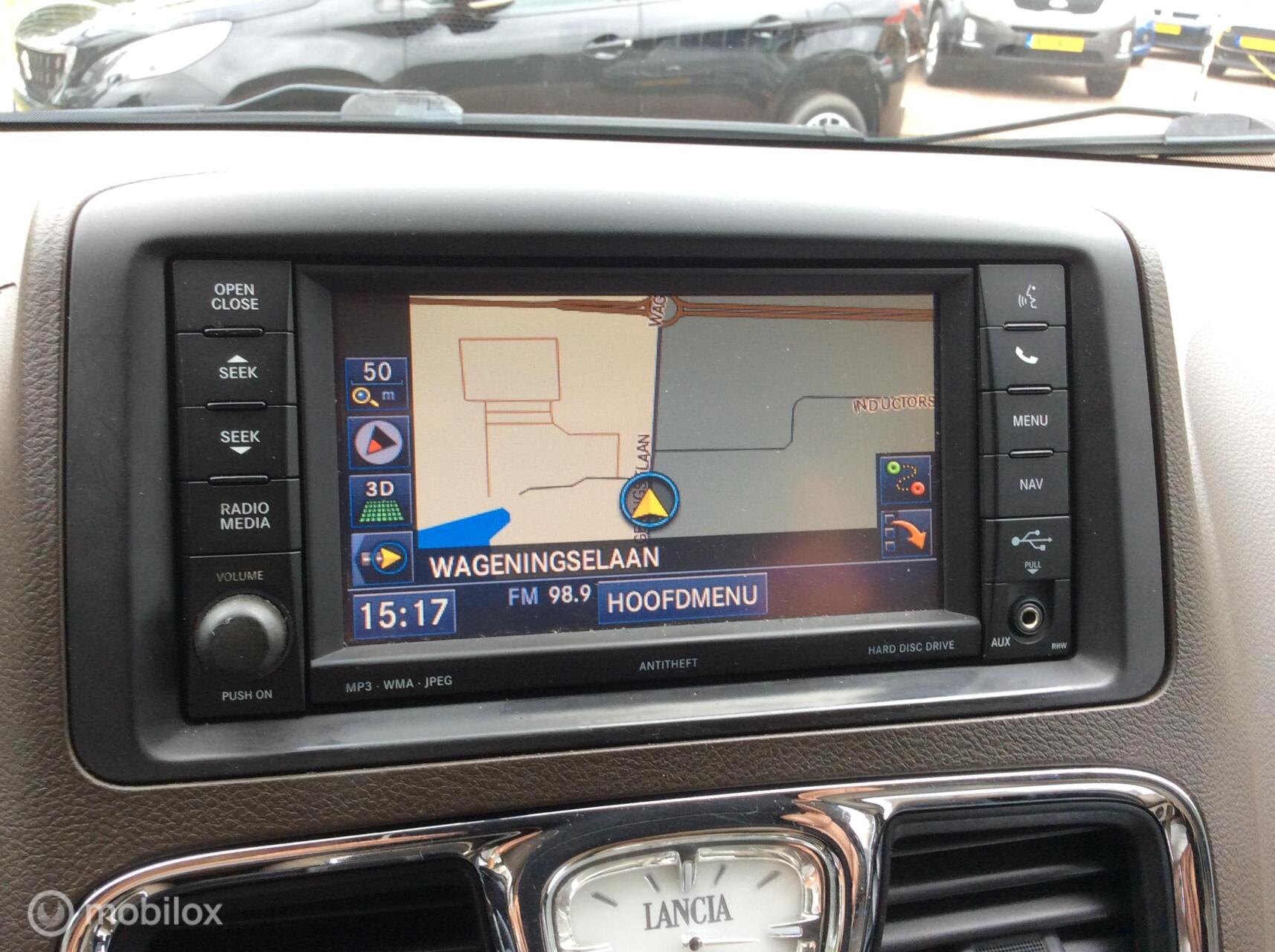 Foto van Lancia Voyager