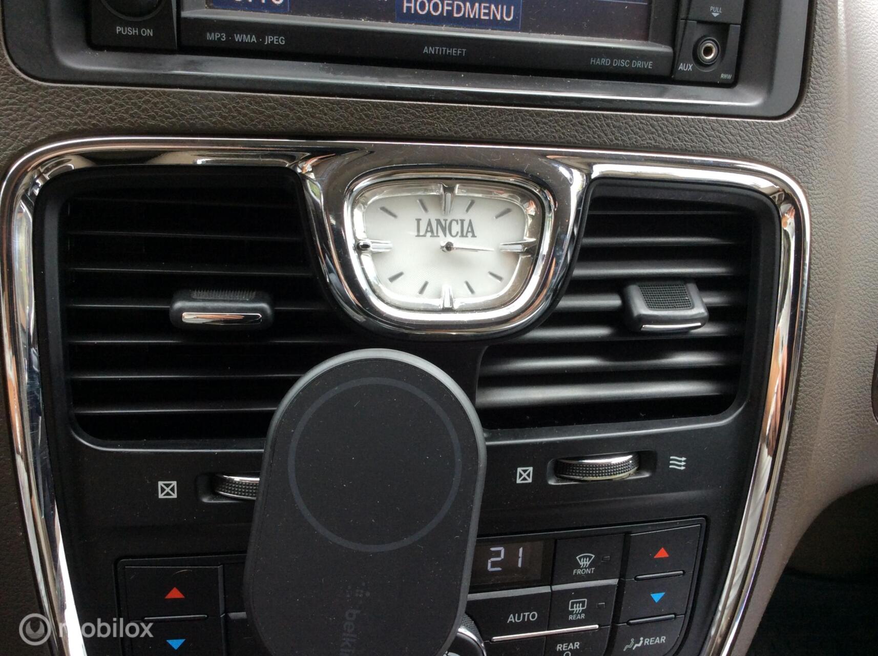 Foto van Lancia Voyager
