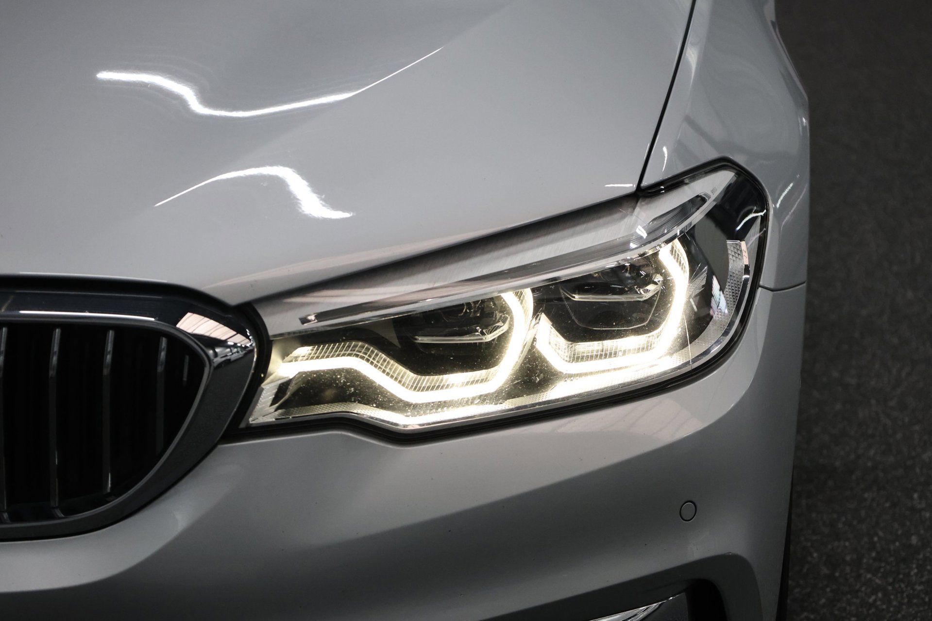 Foto van BMW 530e Iperformance