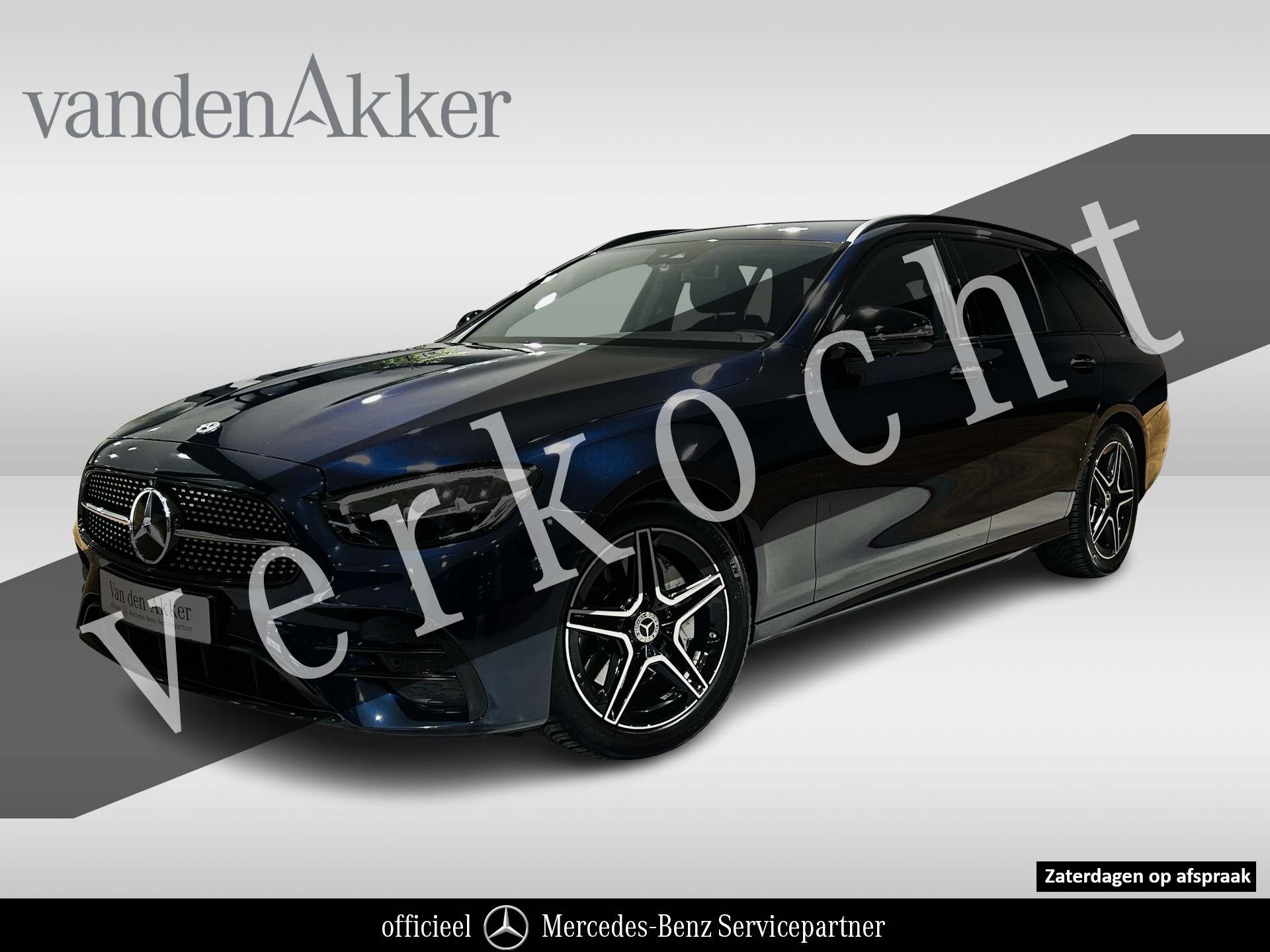 Mercedes-Benz E 200 200 AMG Estate // Trekhaak // Leder // 360 Camera // Nightpakket // Sfeerverlichting // Keyless Entry // Alarm 3 // Dode hoek Assistent // Zwarte hemel 2022 - voorkant