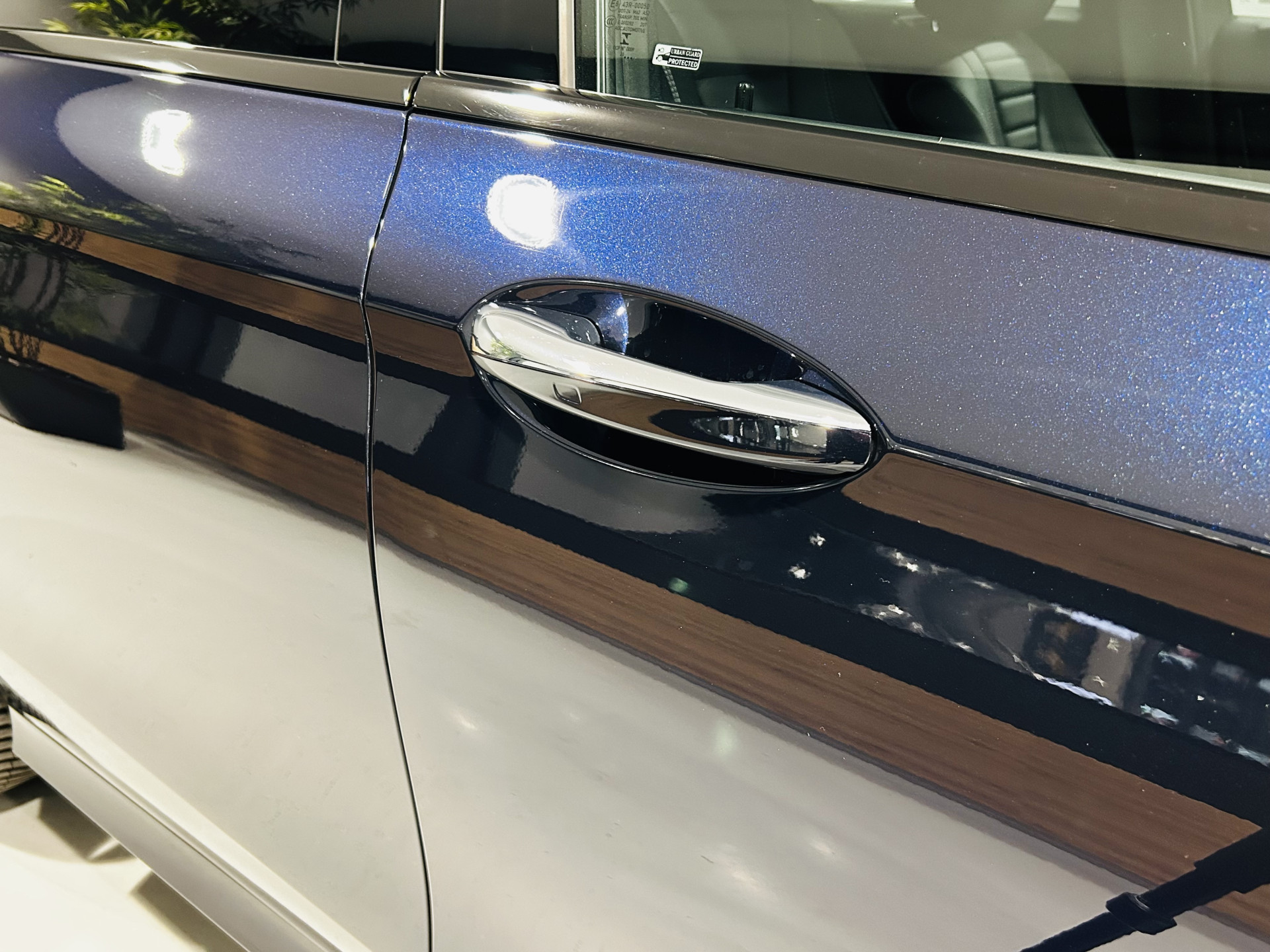 Foto van Mercedes-Benz E 200