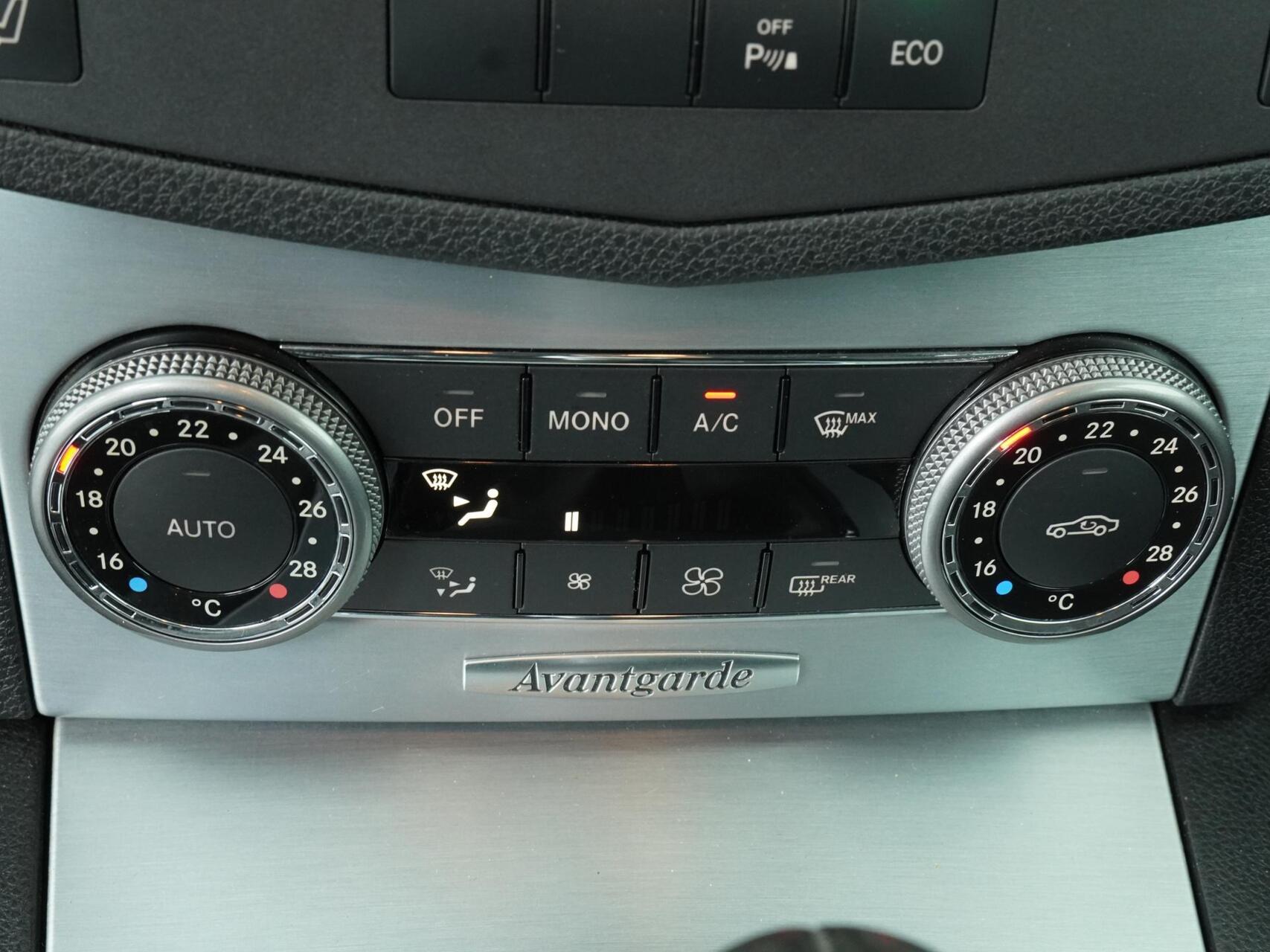 Foto van Mercedes-Benz C 180 Cgi