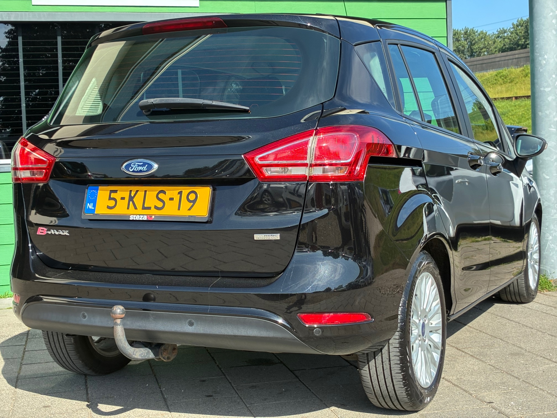 Foto van Ford B-max