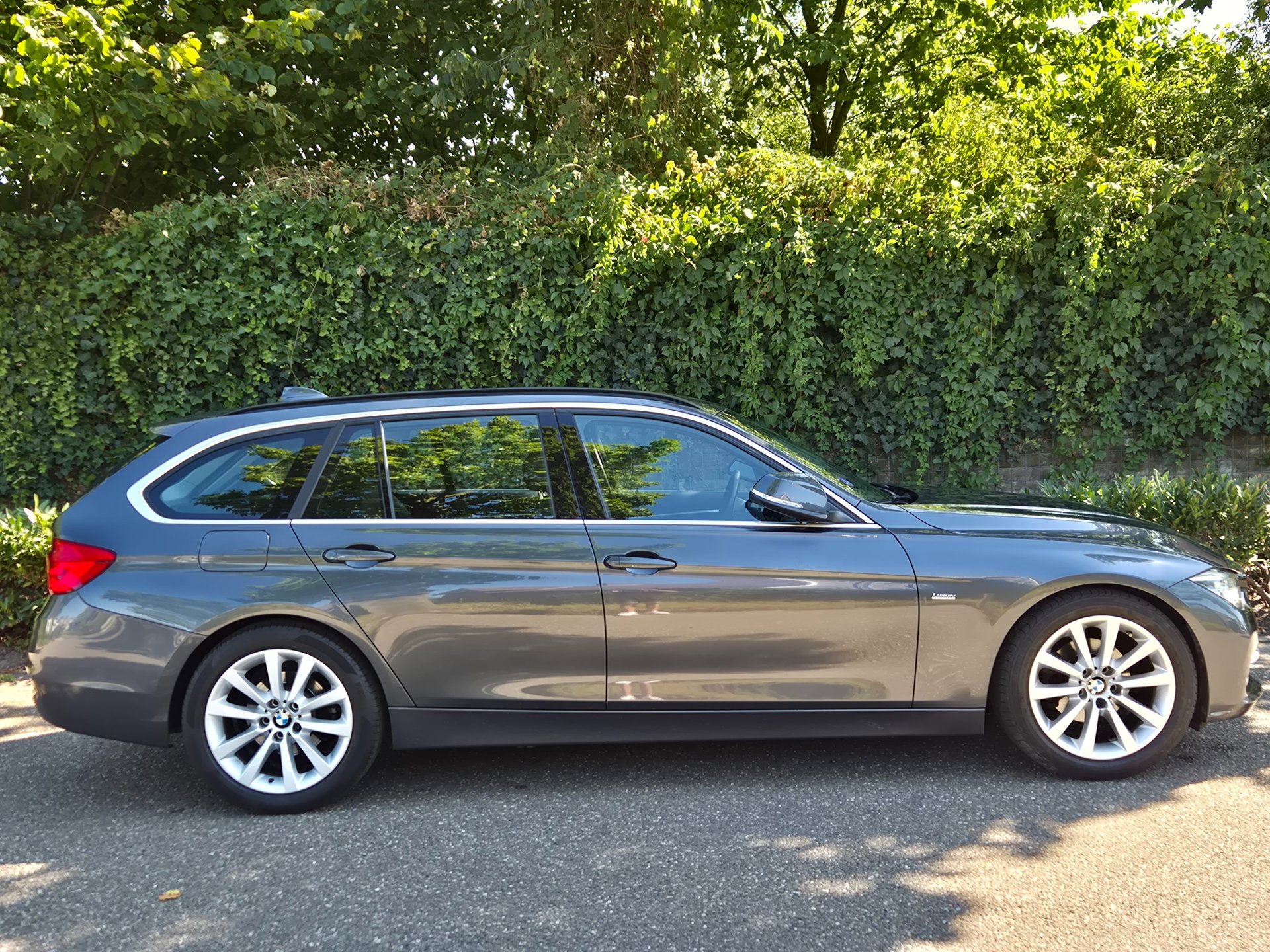 Foto van BMW 320i xDrive